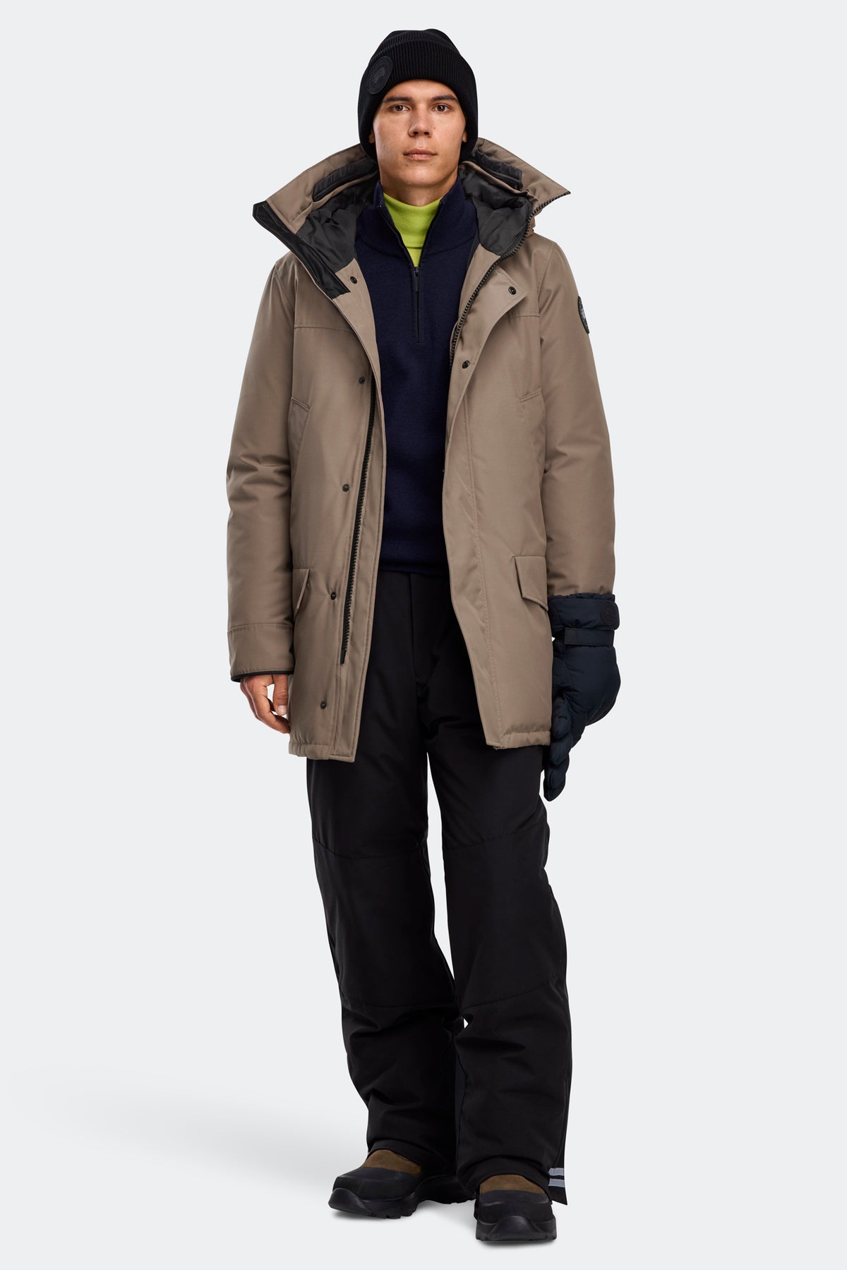 Langford Parka Black Disc - Taupe Grey 9394 - on_full_body_01
