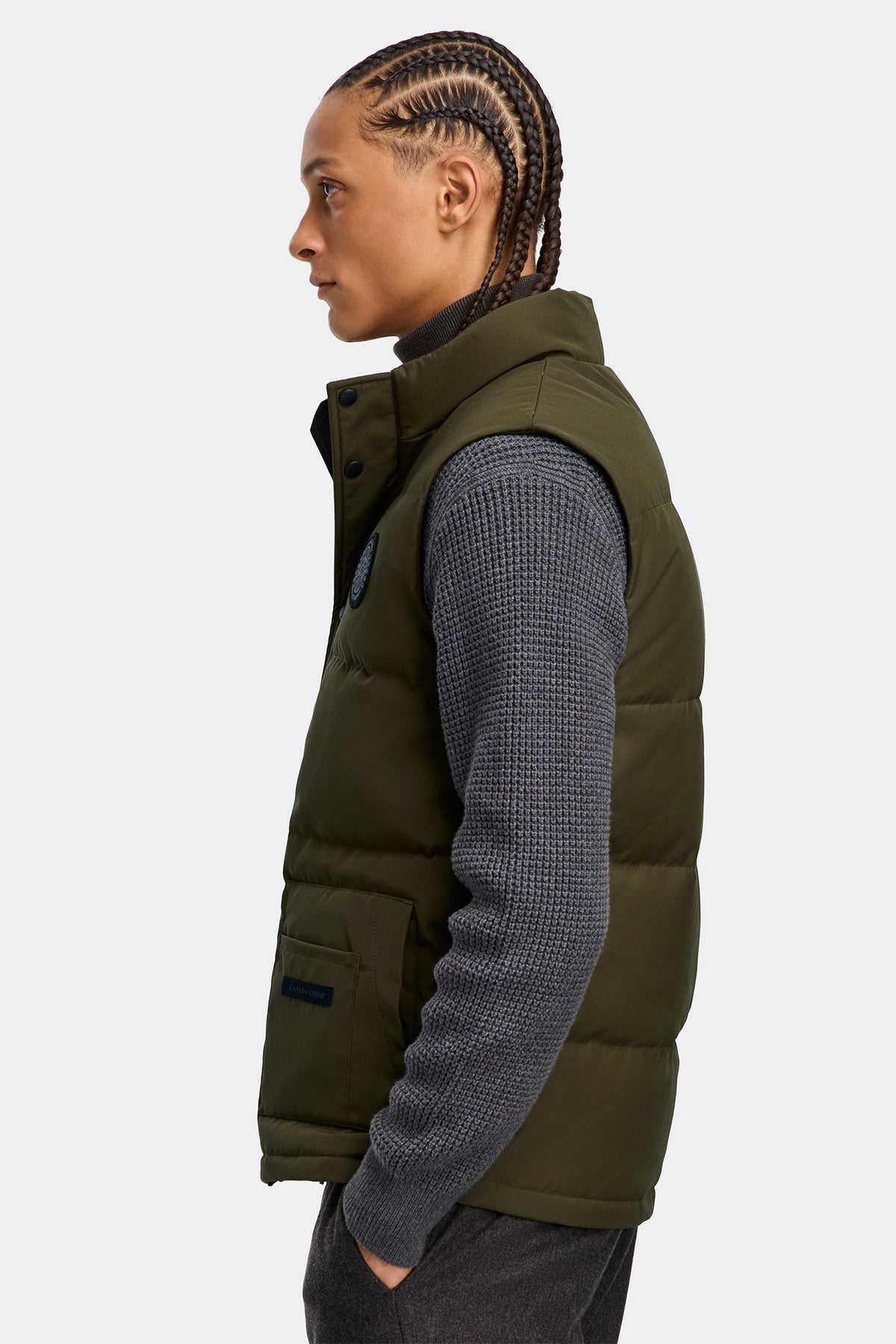Freestyle Crew Vest Black Label - Military Green 49 - on_side_01