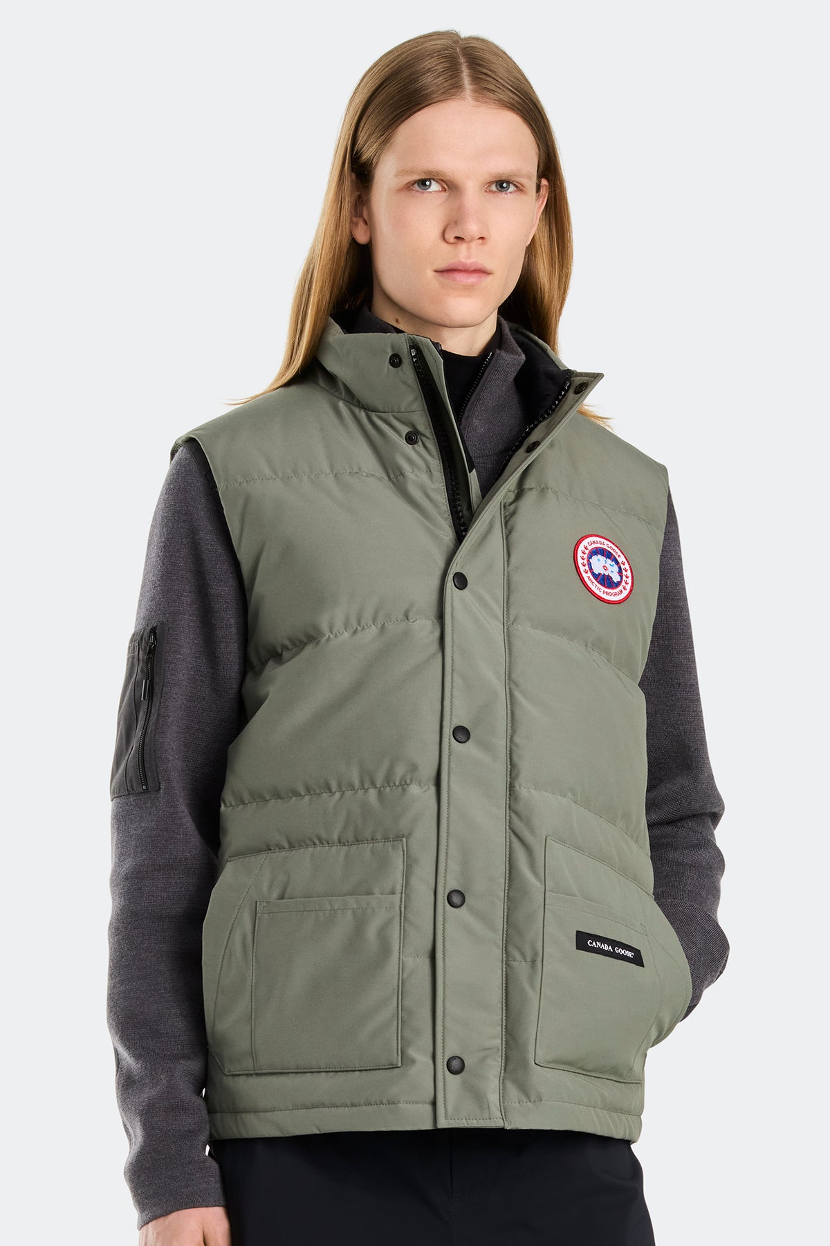 Freestyle Crew Vest - Sagebrush 852 - on_front_closed_01