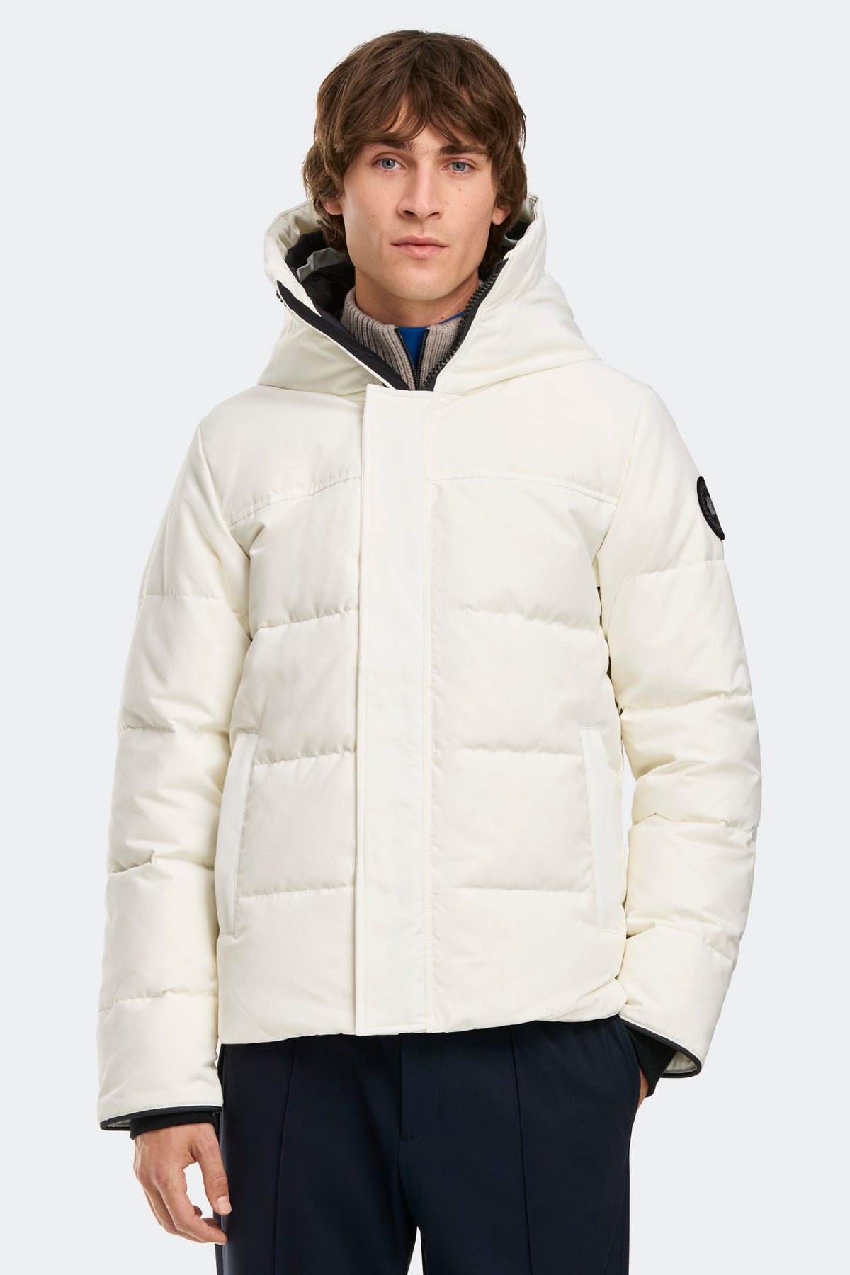 MacMillan Parka Black Disc - Northstar White 433 - on_front_closed_01
