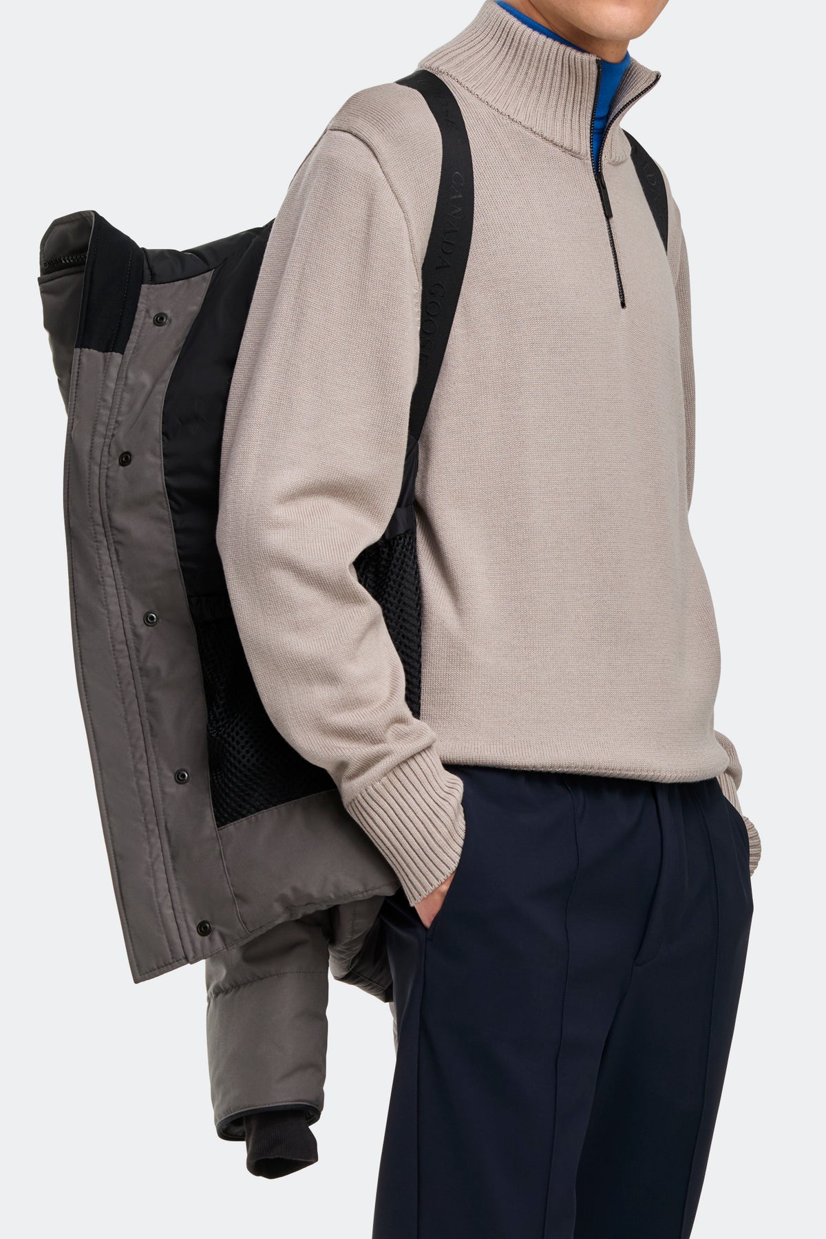 MacMillan Parka Black Disc - Coastal Grey 811 - on_detail_01