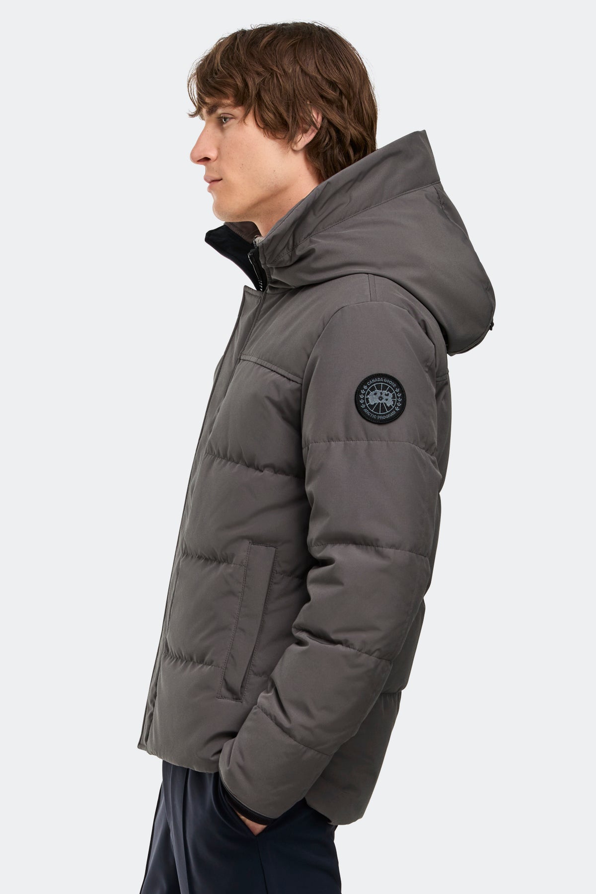 MacMillan Parka Black Disc - Coastal Grey 811 - on_side_01