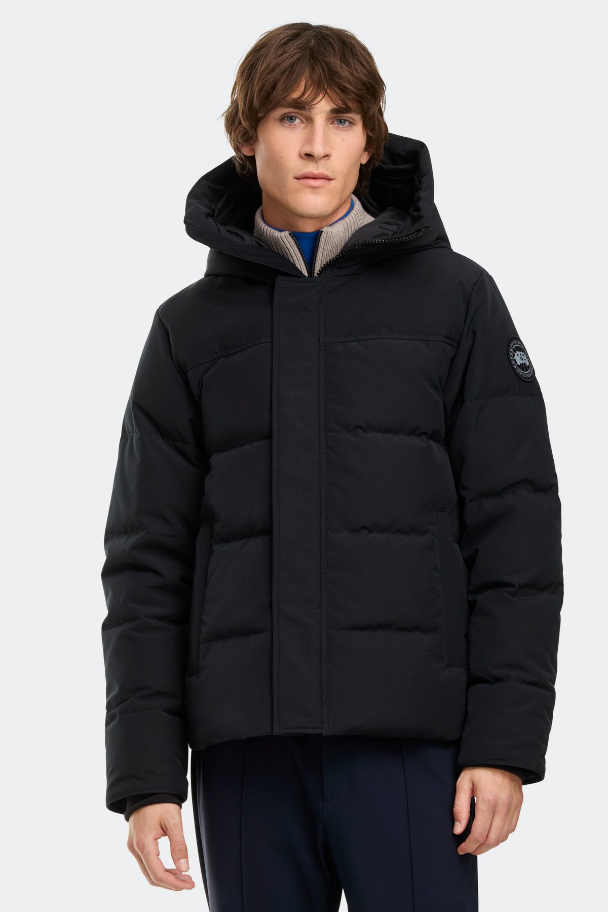 MacMillan Parka Black Disc - Black 9061 - on_front_closed_01