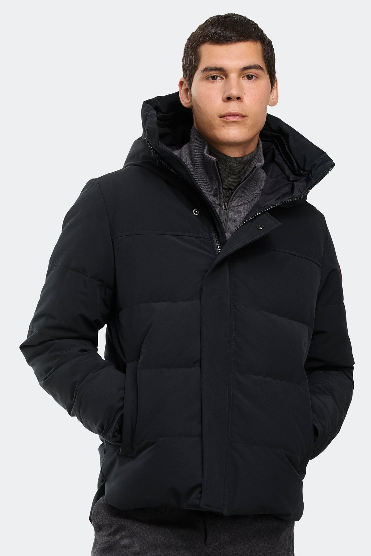 MacMillan Parka - Black 9061 - on_front_closed_01