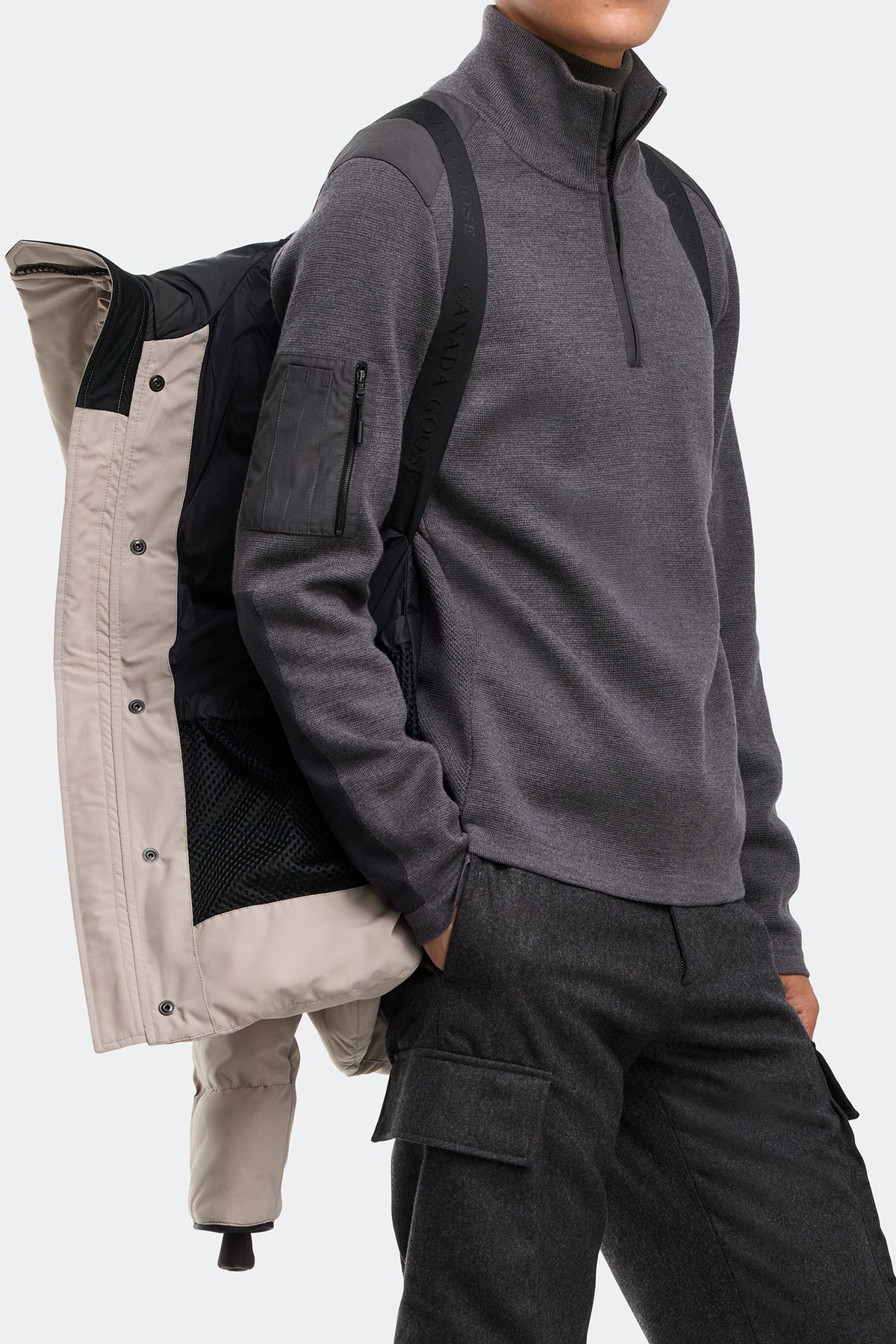 MacMillan Parka - Limestone 9432 - on_detail_01