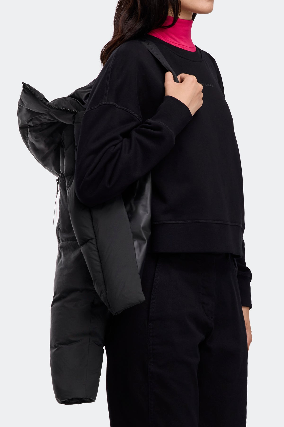 Chilliwack Puffer - Black 9061 - on_detail_01