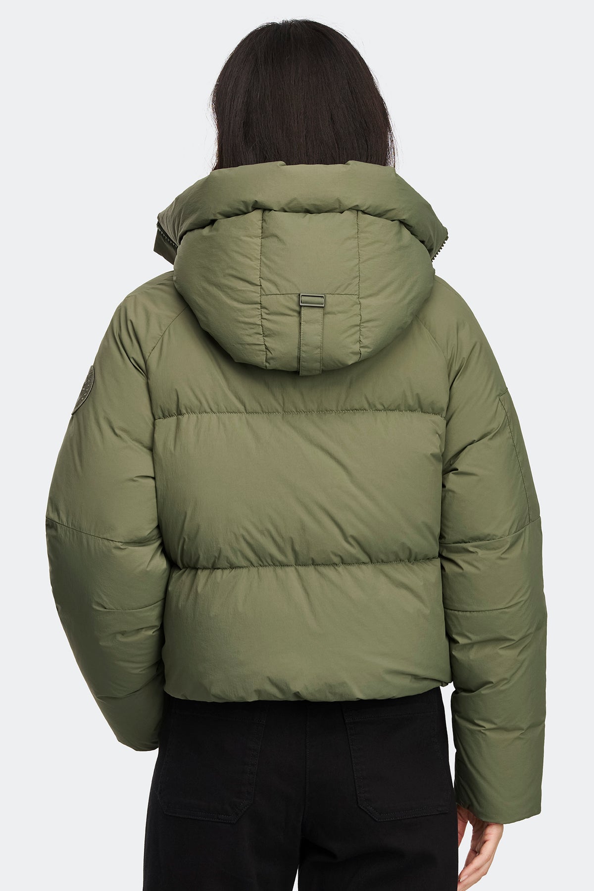 Chilliwack Puffer - Vireo Green 9126 - on_back_01
