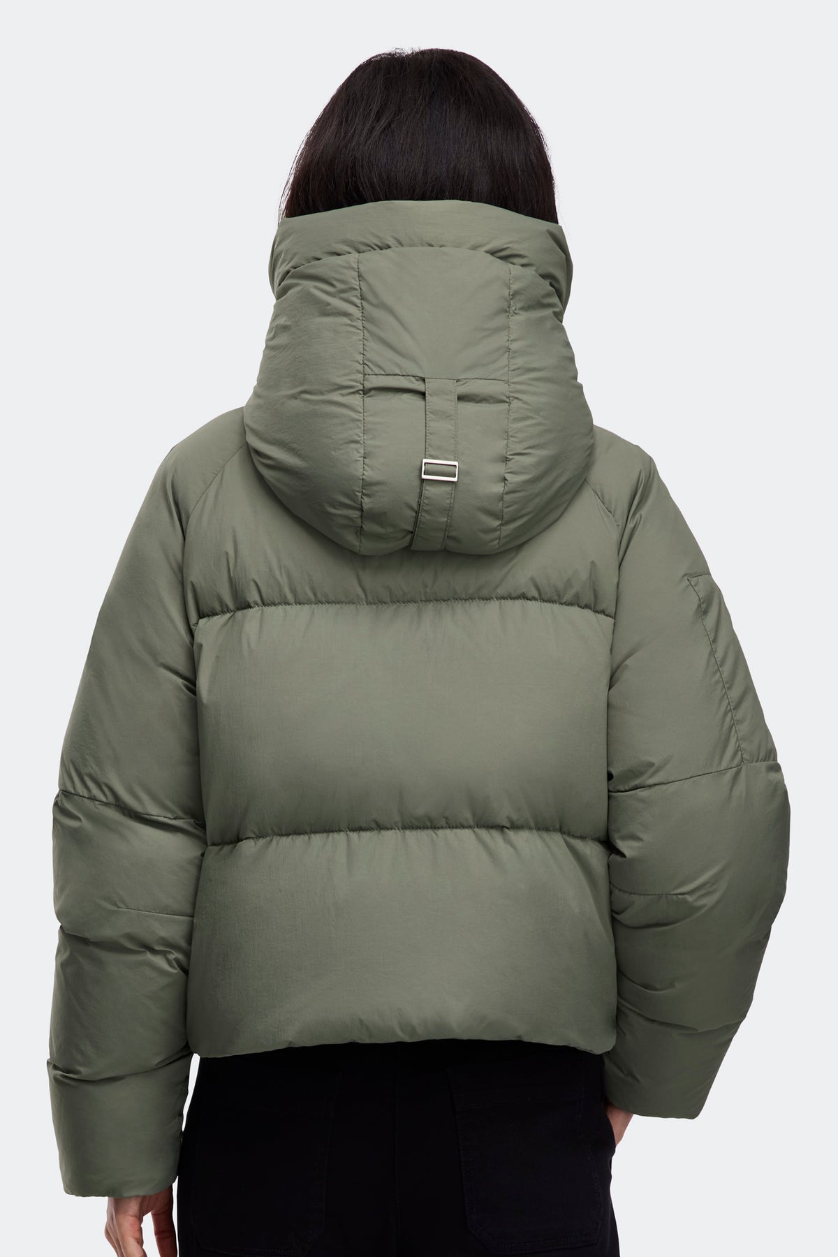 Chilliwack Puffer - Sagebrush 9852 - on_back_01