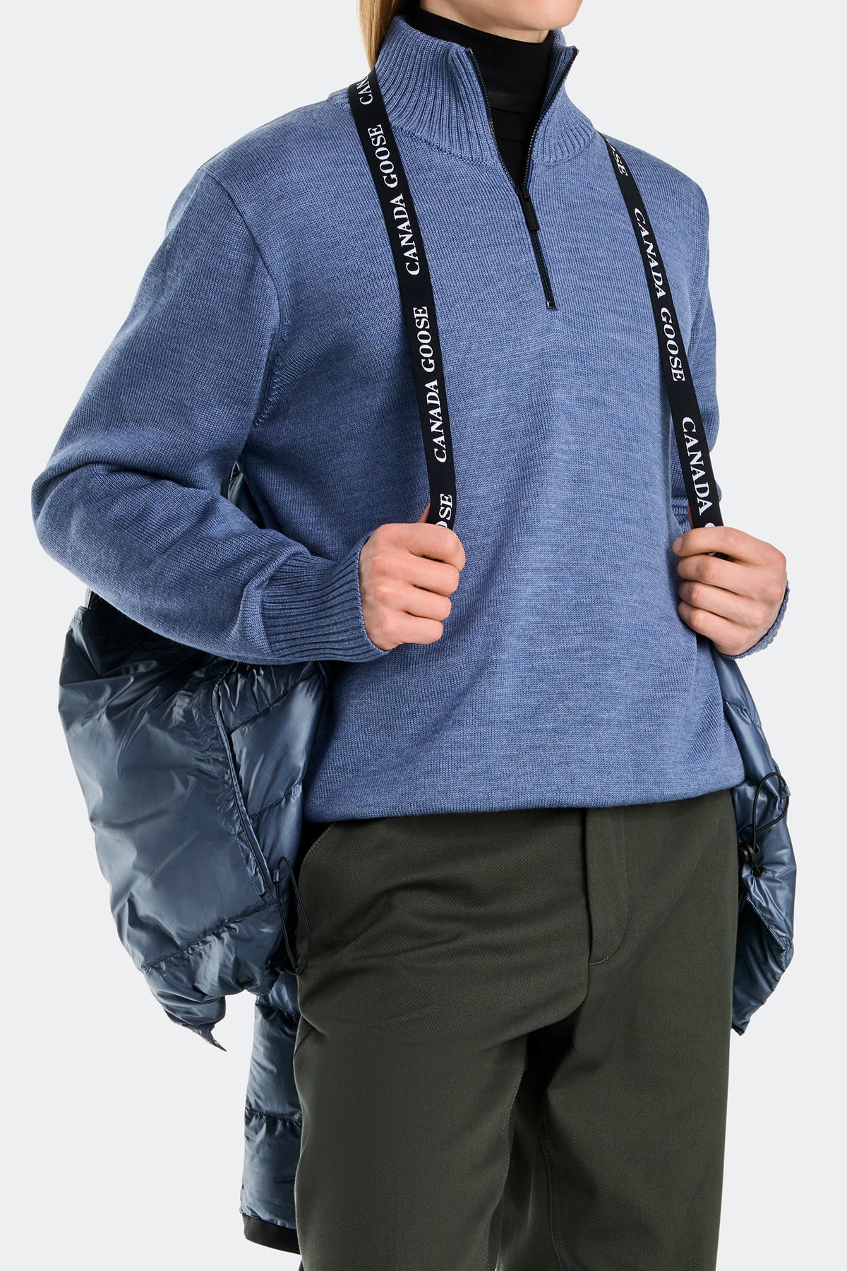 Crofton Jacket - Ozone Blue 222 - on_detail_01