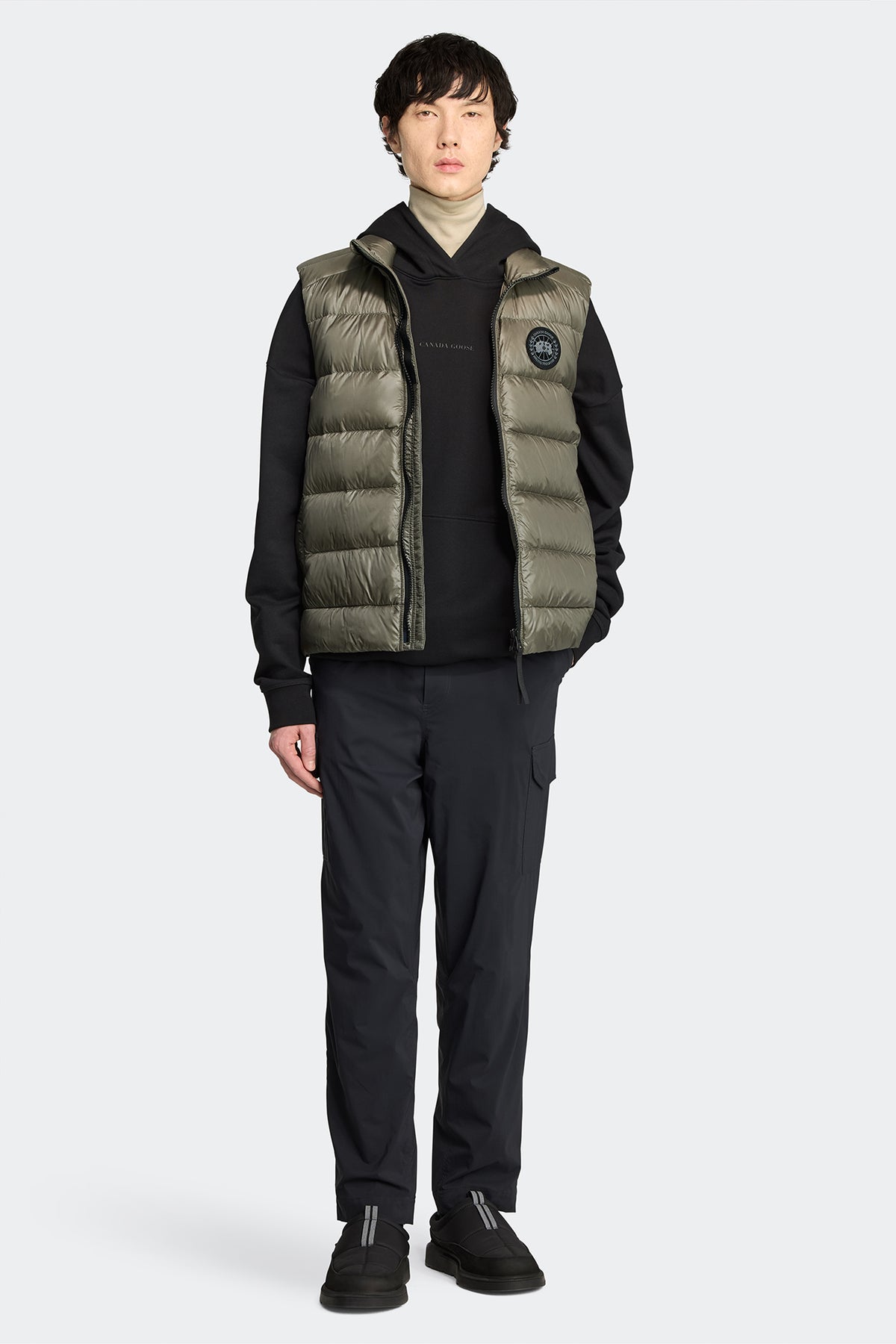 Crofton Vest Black Disc - Smokey Sage 1664 - on_full_body_01