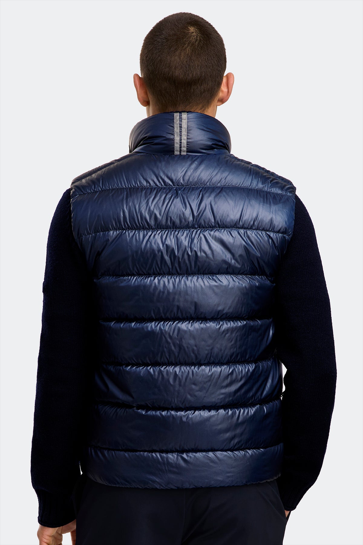 Crofton Vest - Atlantic Navy 63 - on_back_01