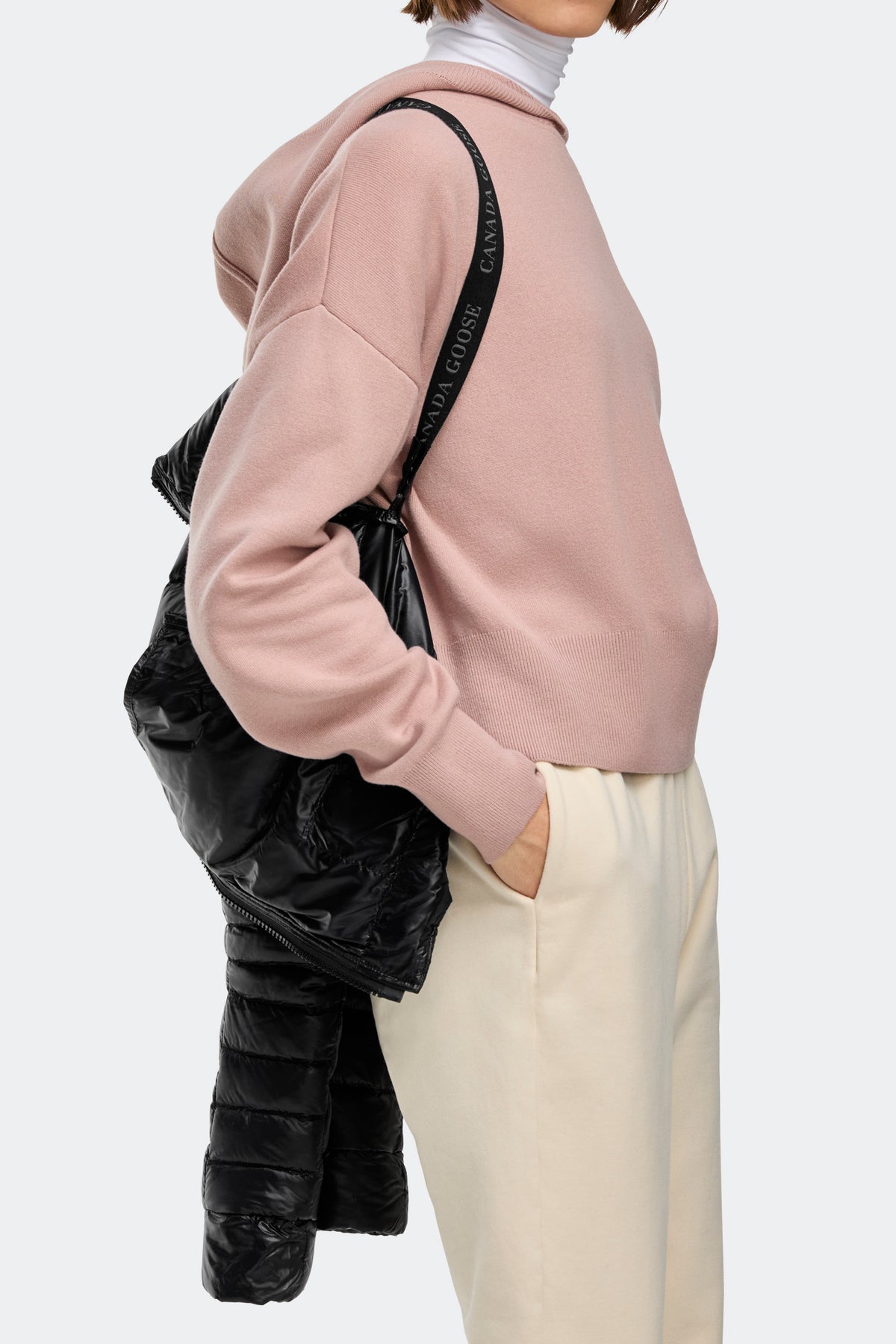 Cypress Jacket Black Disc - Black 9061 - on_detail_01