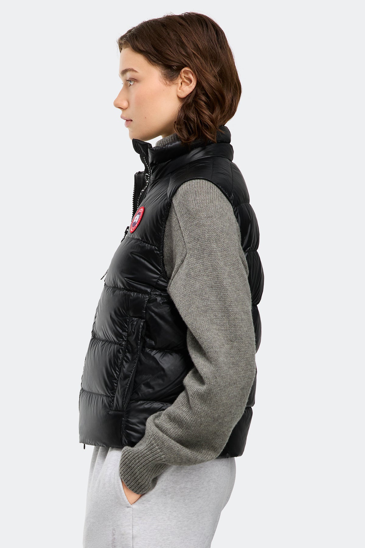Cypress Vest - Black 61 - on_side_01