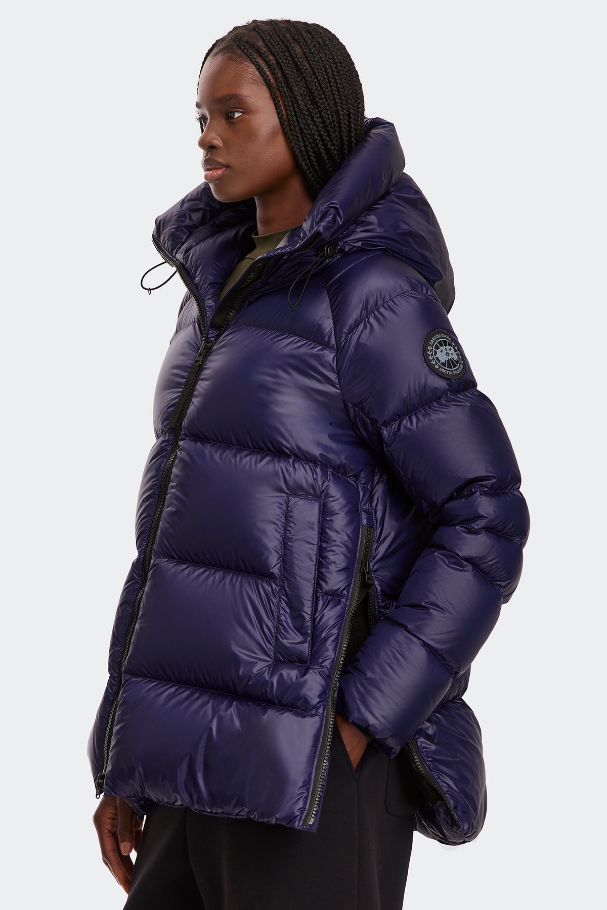 Cypress Puffer Black Disc - Future Dusk 9391 - on_side_01
