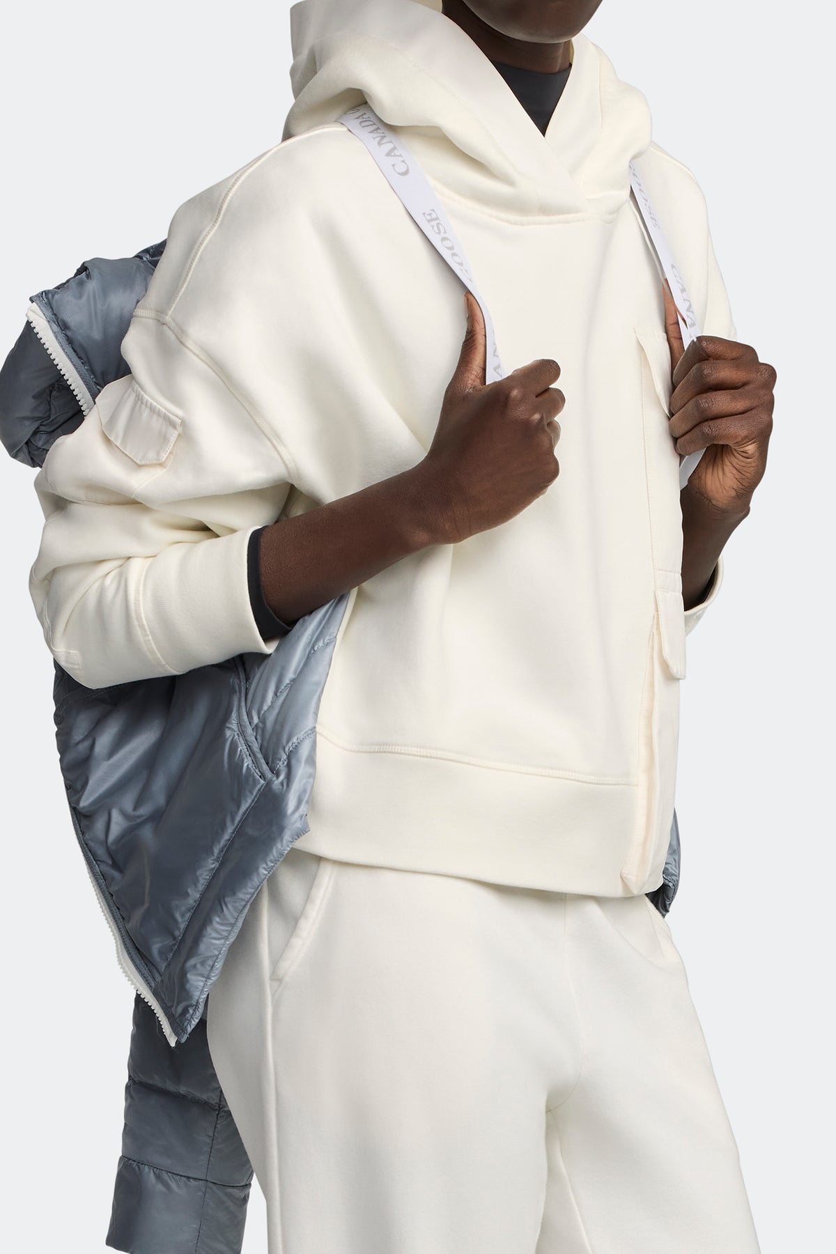 Cypress Hoodie White Disc - Light Ozone Blue 1755 - on_detail_01