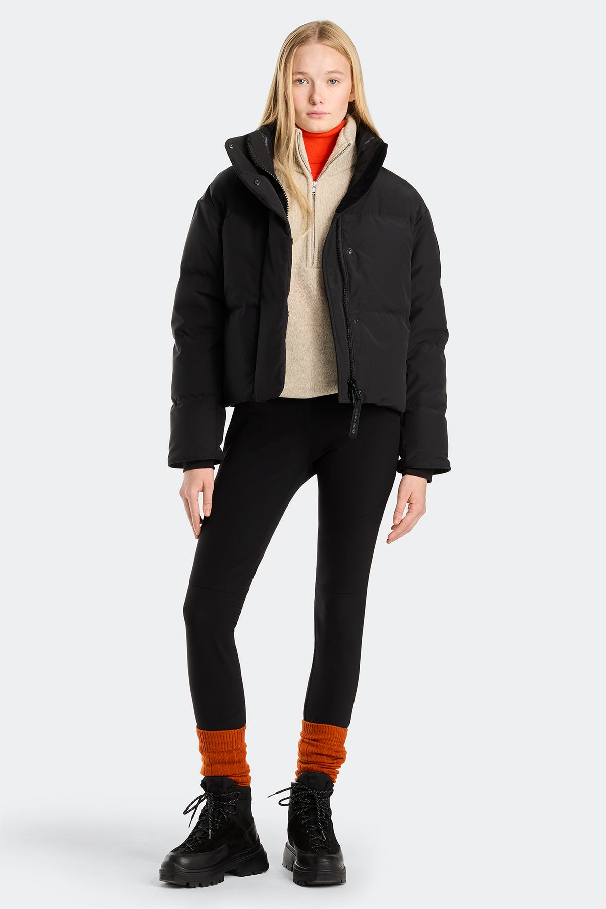 Grandview Cropped Jacket Black Disc - Black 9061 - on_full_body_01