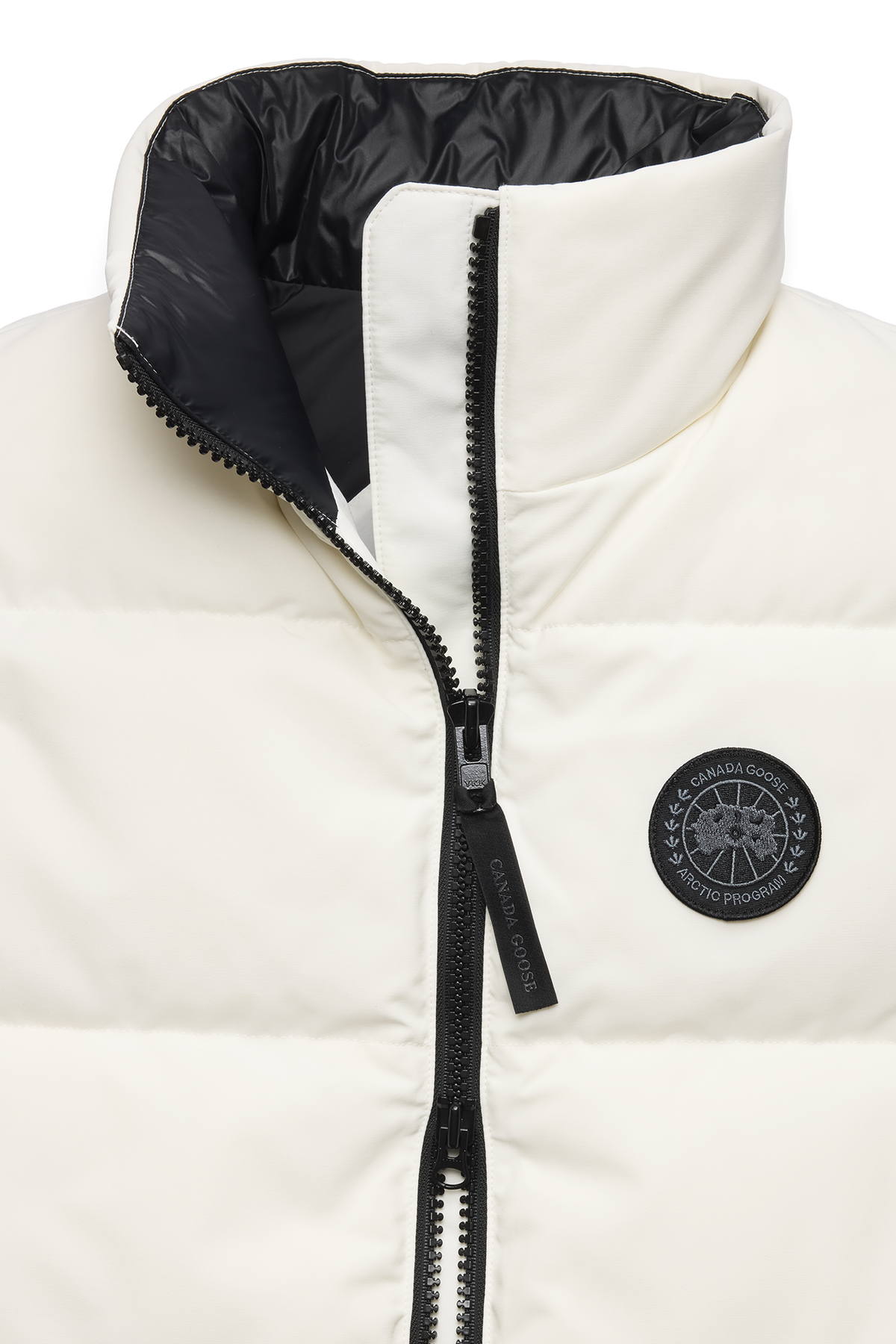 Grandview Cropped Vest Black Disc - Northstar White 433 - off_detail_01