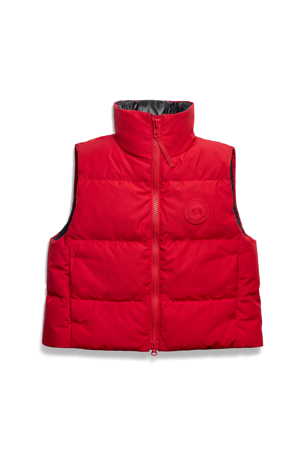Grandview Cropped Vest Tonal Disc - Carmine Red 9839 - off_flat_lay_01
