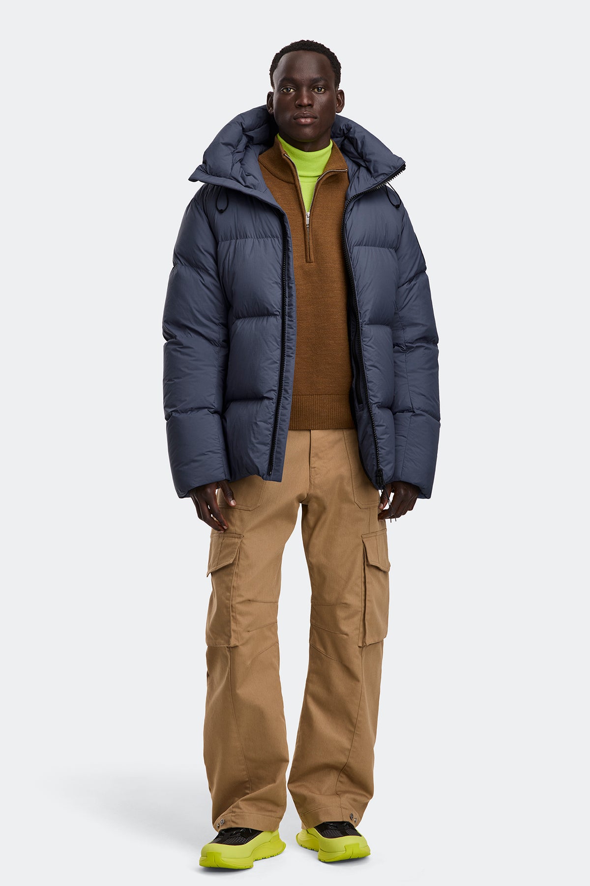 Crofton EnduraLuxe Puffer - Dusk Blue 9128 - on_full_body_01