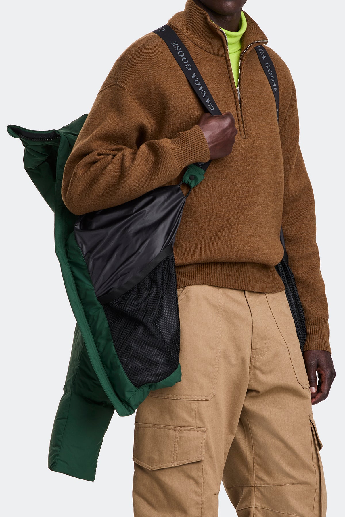 Crofton EnduraLuxe Puffer - Glade Green 9848 - on_detail_01