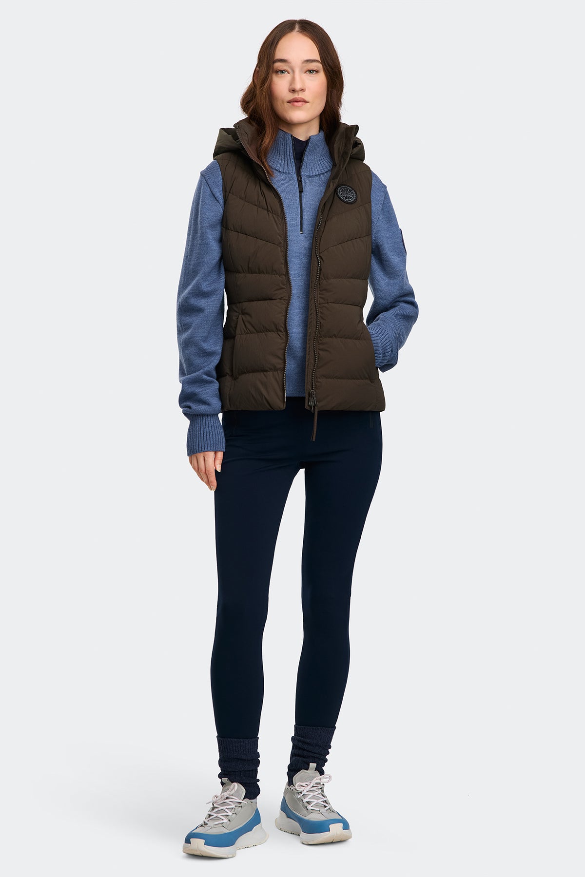 Clair Vest Black Disc - Terra 9842 - on_full_body_01
