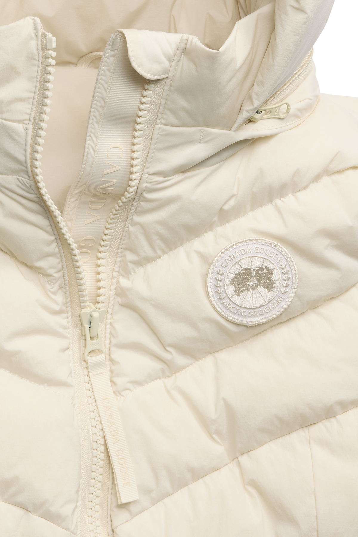 Clair Vest Tonal Disc - Linen 9314 - off_detail_01