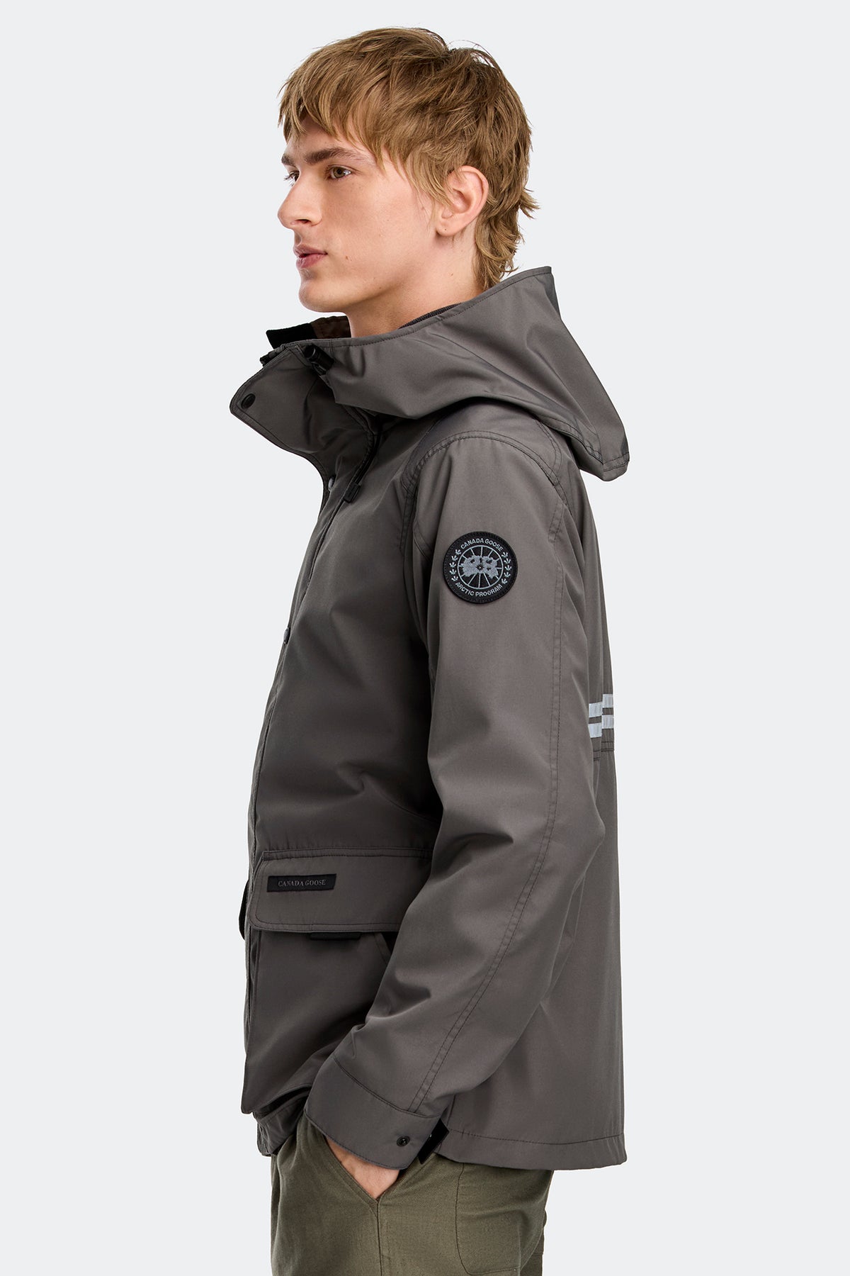 Lockeport Lightweight Jacket Black Disc - Coastal Grey 811 - on_side_01