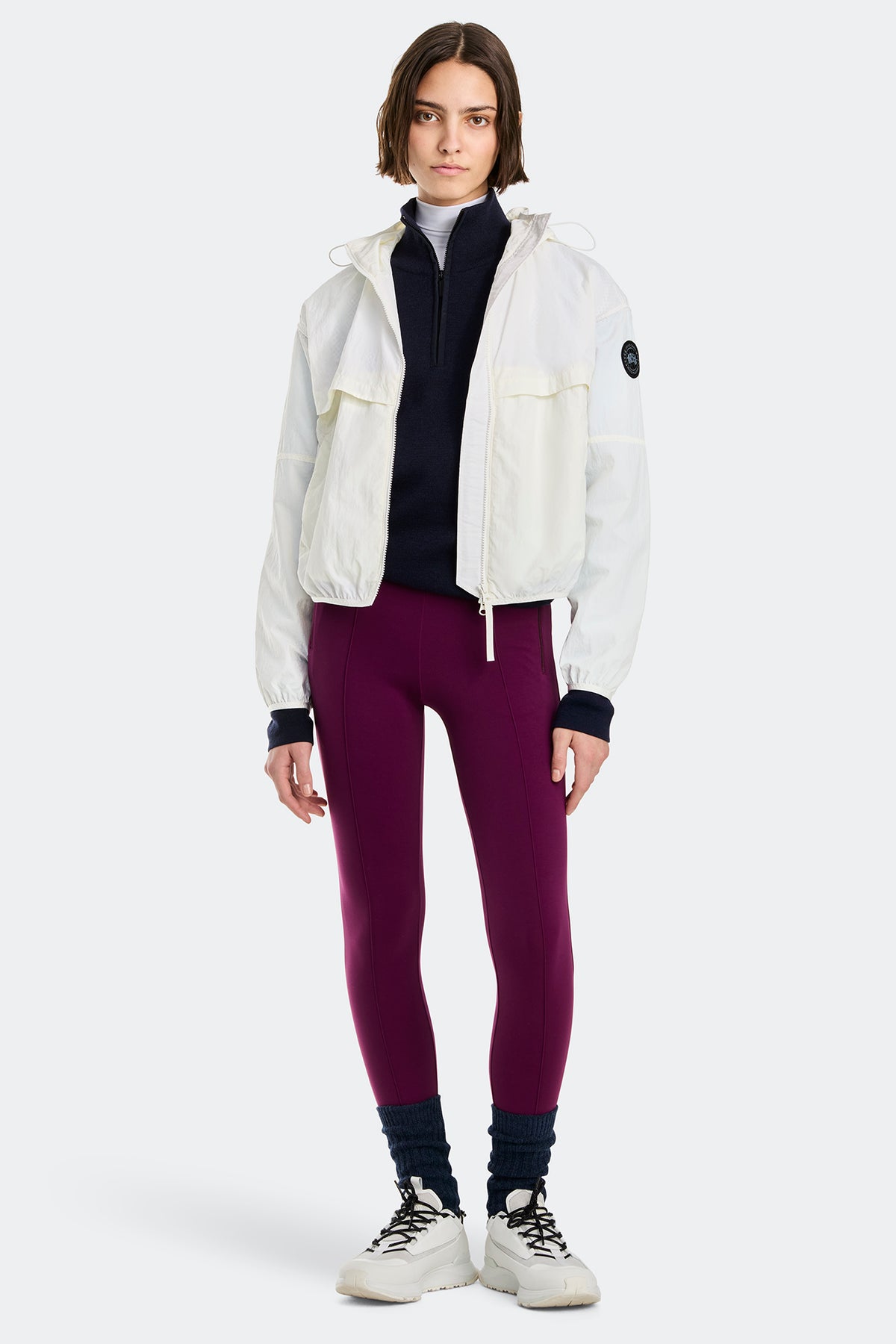 Sinclair Lightweight Jacket Black Disc - Northstar White 433 - on_full_body_01