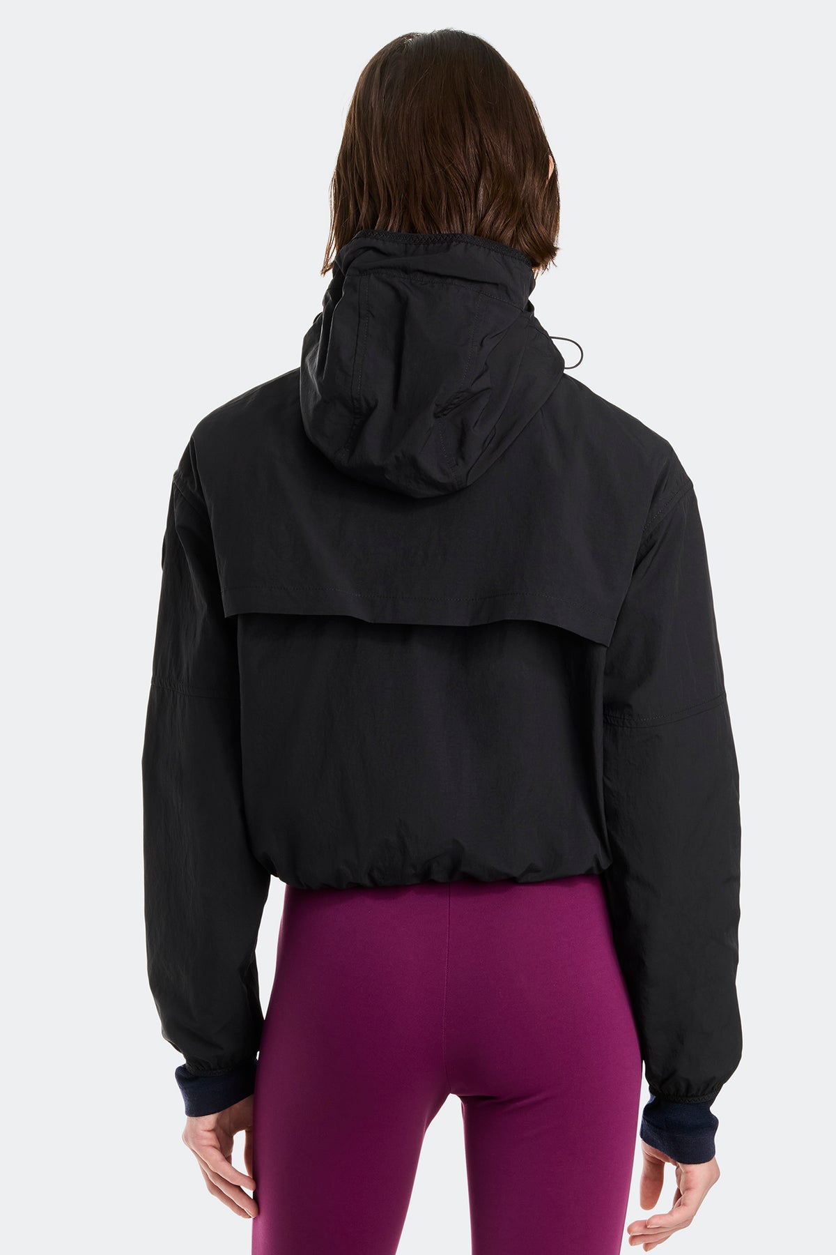 Sinclair Lightweight Jacket Black Disc - Black 61 - on_back_01