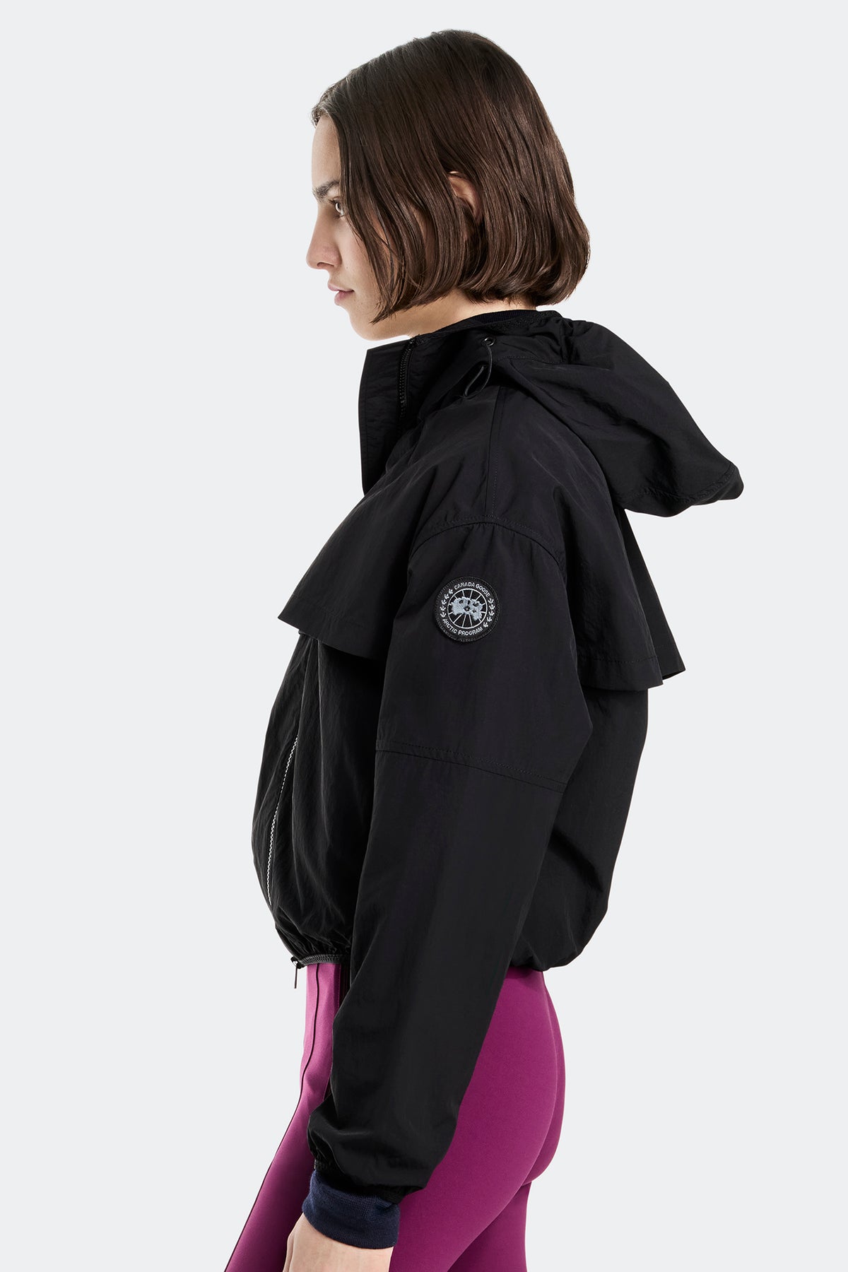 Sinclair Lightweight Jacket Black Disc - Black 61 - on_side_01