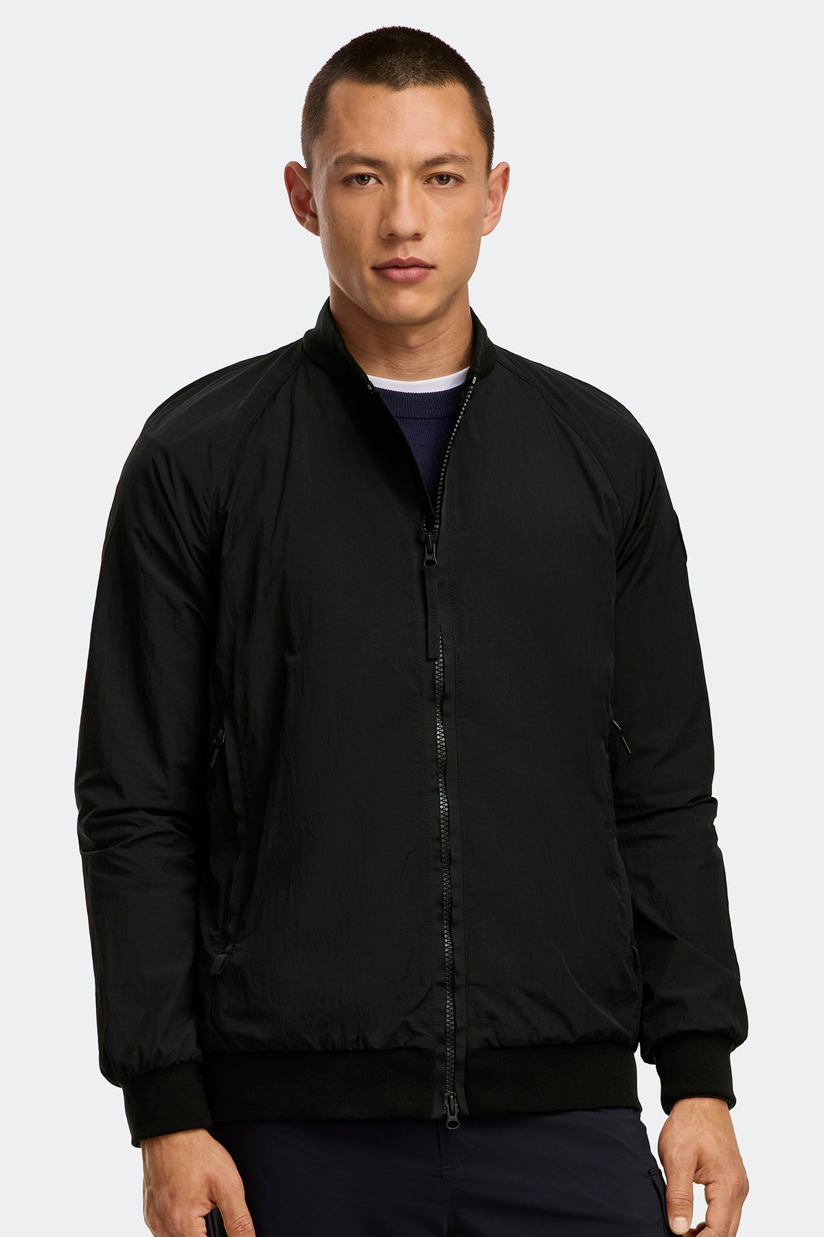 Faber Lightweight Bomber Black Disc - Black 61 - on_front_closed_01