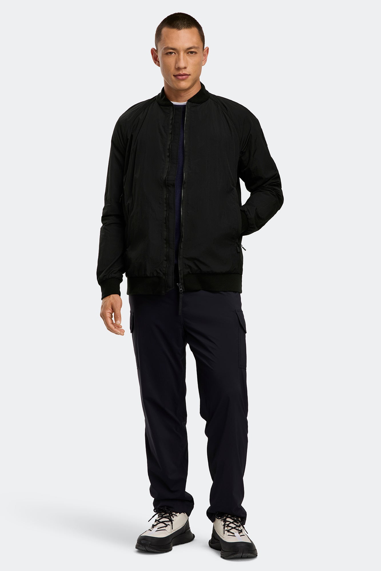 Faber Lightweight Bomber Black Disc | Canada Goose