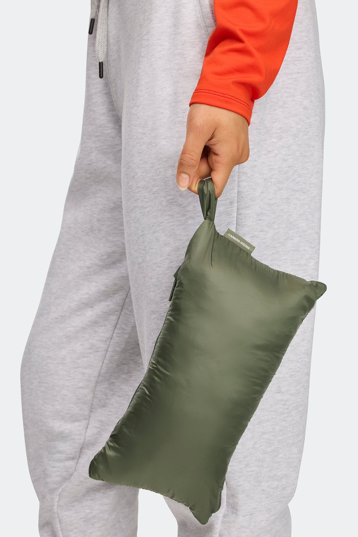 Aethera Jacket Tonal Disc - Vireo Green 9126 - on_detail_01