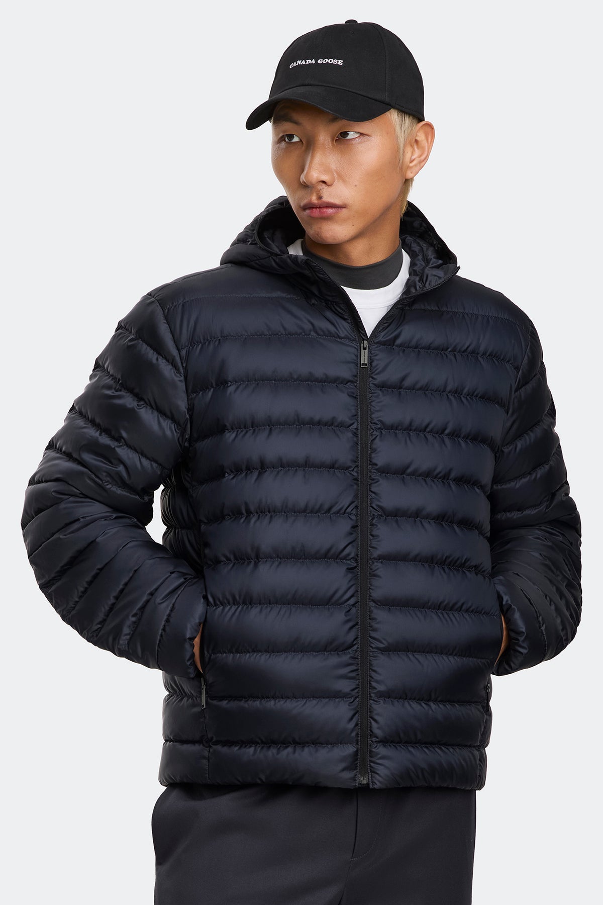 Stratus Hoodie Tonal Disc - Nocturne 9858 - on_front_closed_01