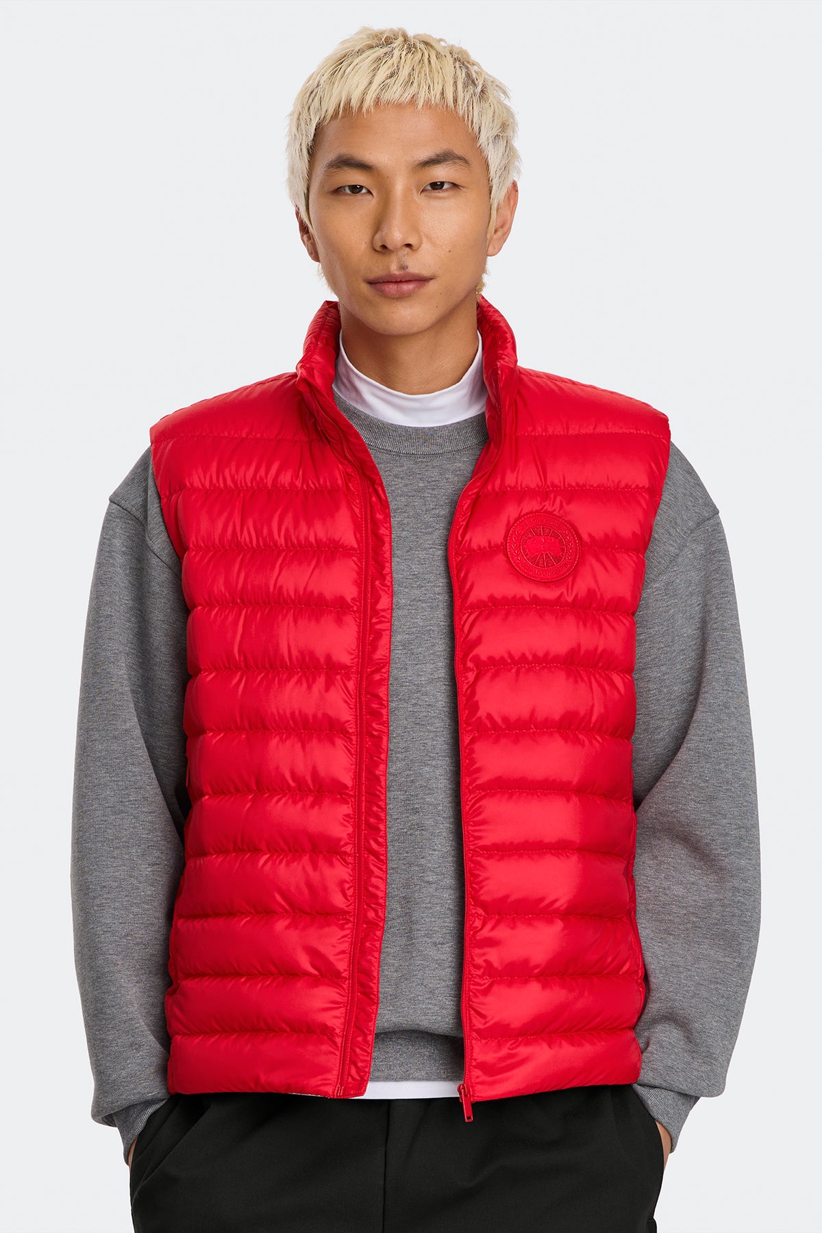 Stratus Vest Tonal Disc - Carmine Red 9839 - on_front_01