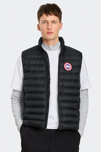 Stratus Vest - Black 9061 - on_front_01
