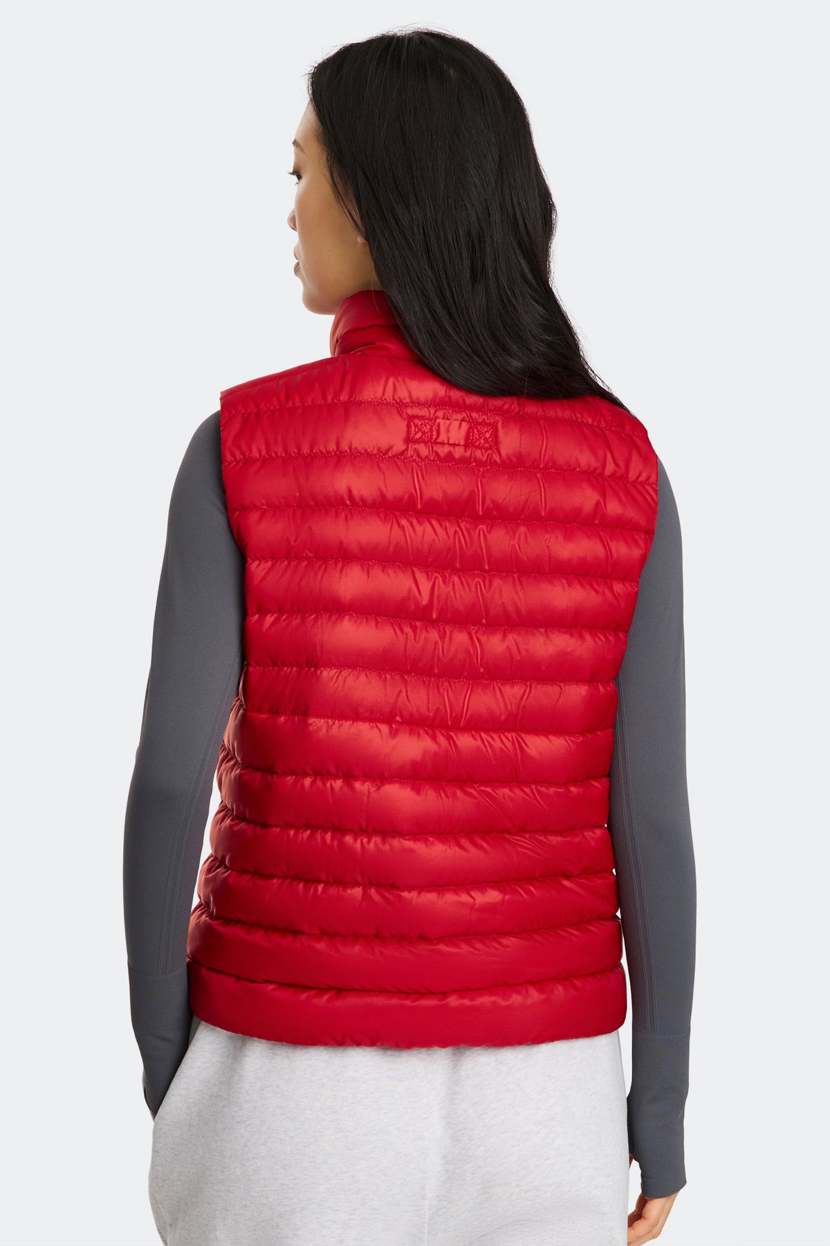 Aethera Vest Tonal Disc - Carmine Red 9839 - on_back_01