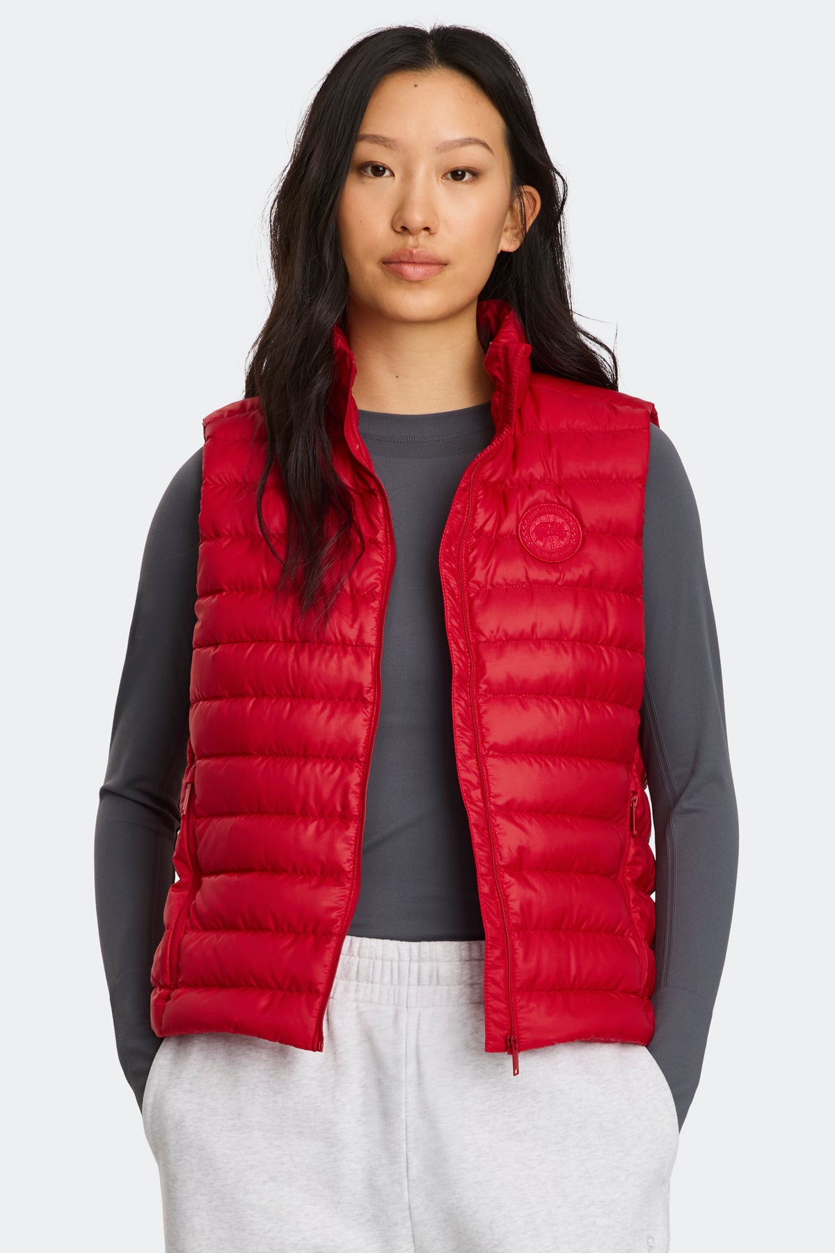 Aethera Vest Tonal Disc - Carmine Red 9839 - on_front_01