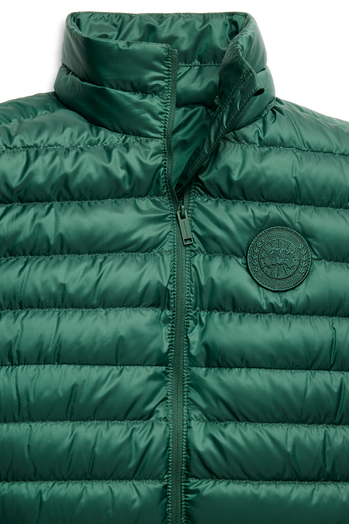 Aethera Vest Tonal Disc - Glade Green 9848 - off_detail_01