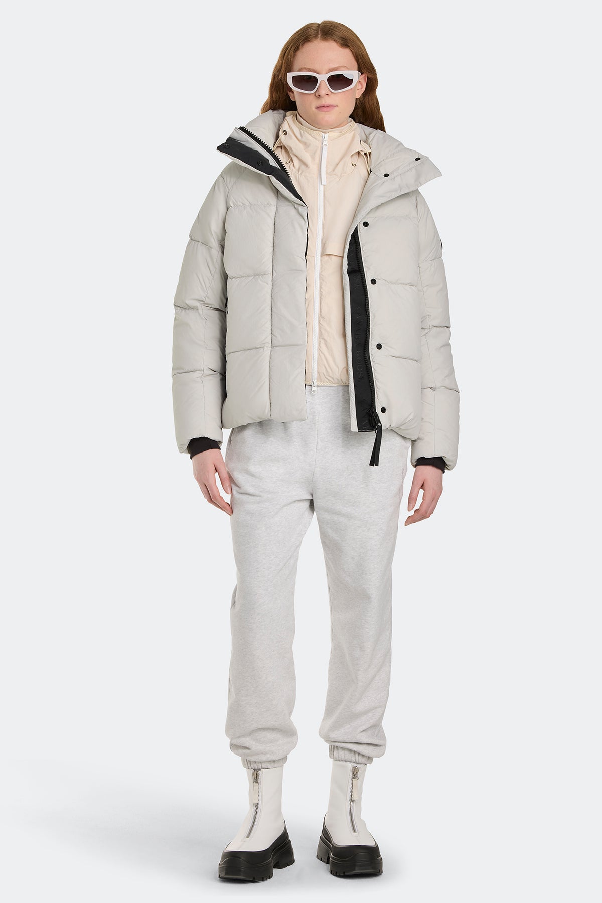 Junction Parka Black Disc - Silverbirch 200 - on_full_body_01