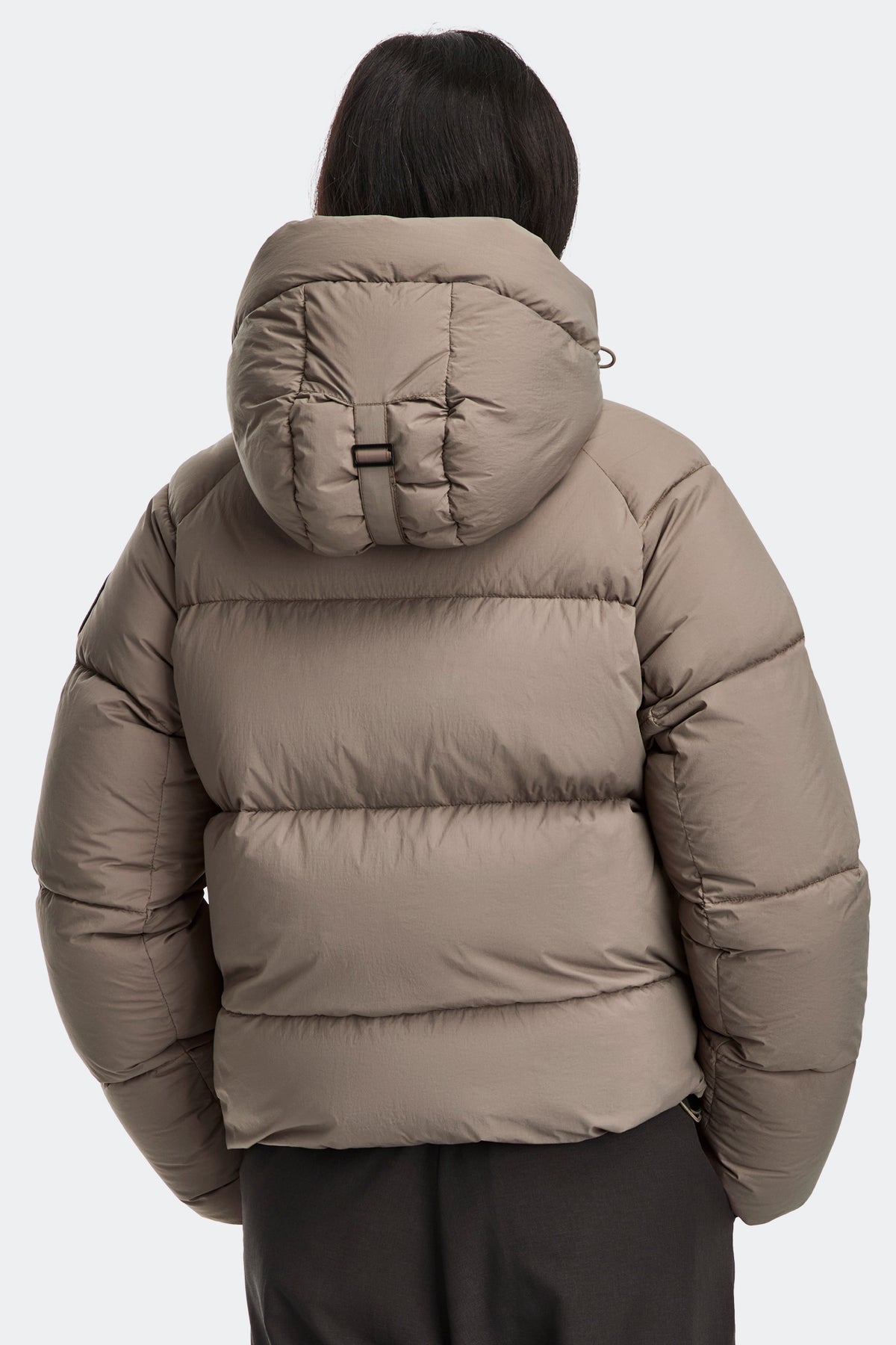 Junction Parka Tonal Disc - Taupe Grey 9394 - on_back_02