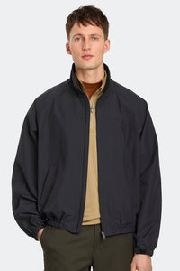 Axis Lightweight Jacket - Black 9061 - on_front_01