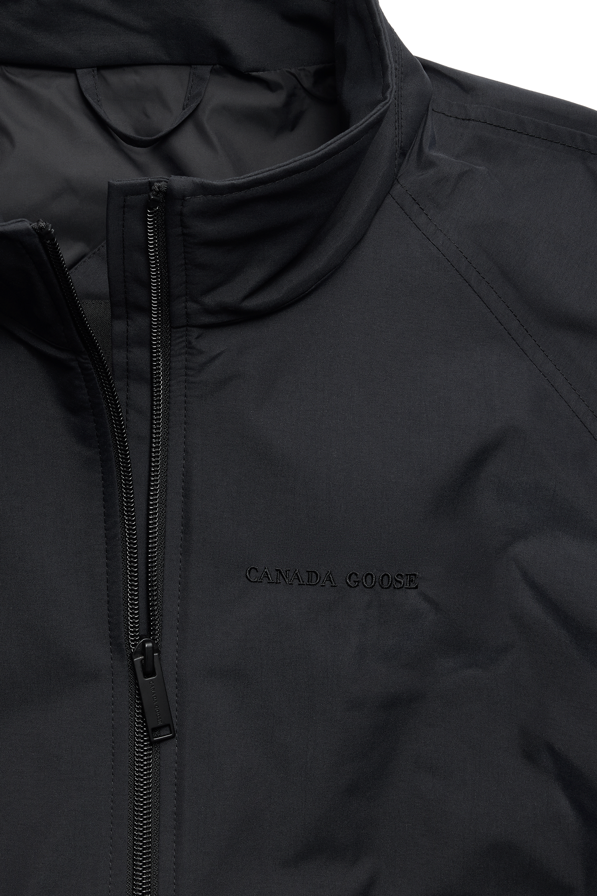 Axis Lightweight Jacket - Black 9061 - off_detail_01