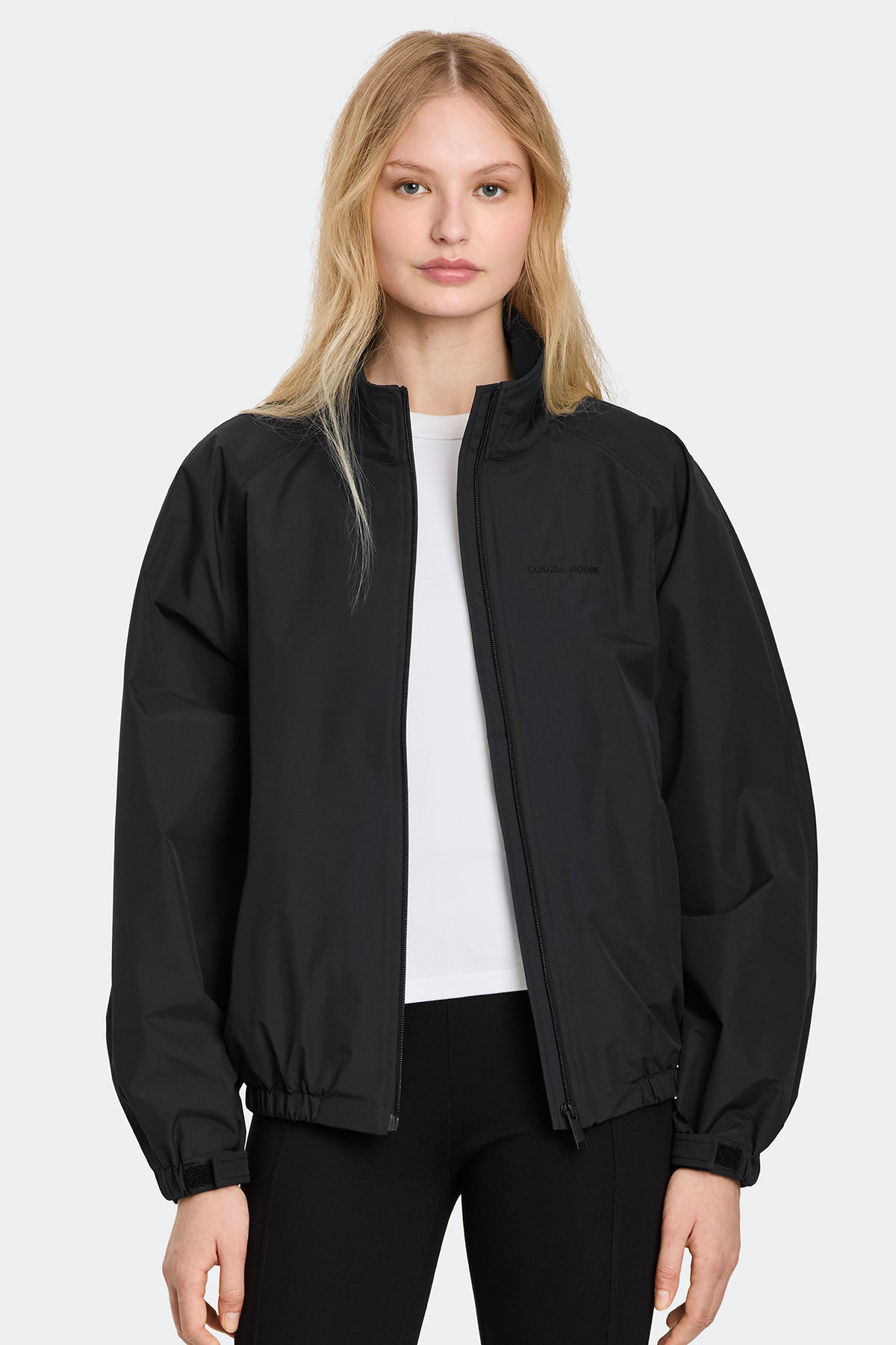 Axis Lightweight Jacket - Black 9061 - on_front_01
