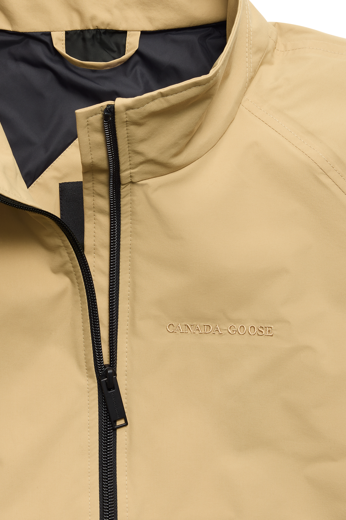 Axis Lightweight Jacket - Timber Sand 9110 - off_detail_01