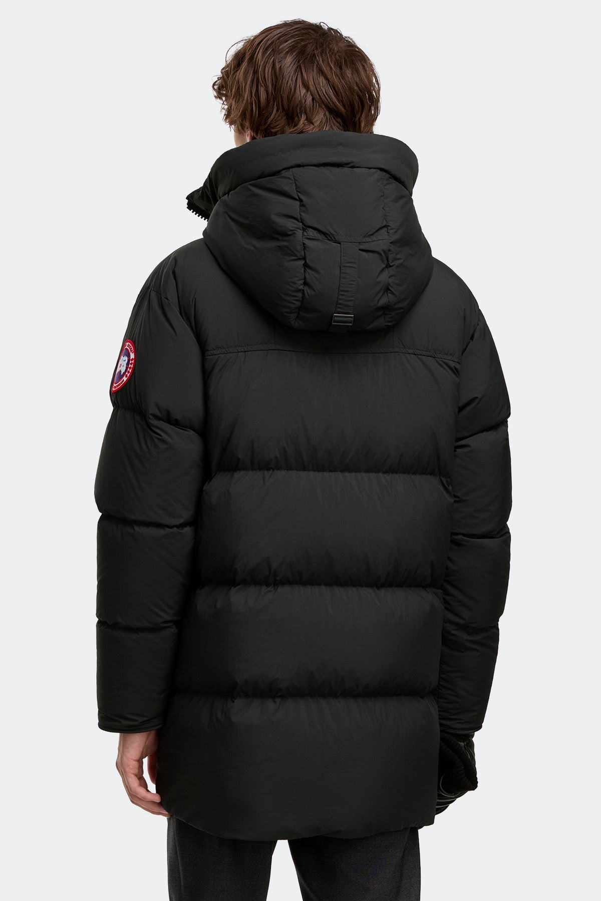 Lawrence Puffer - Black 9061 - on_back_01