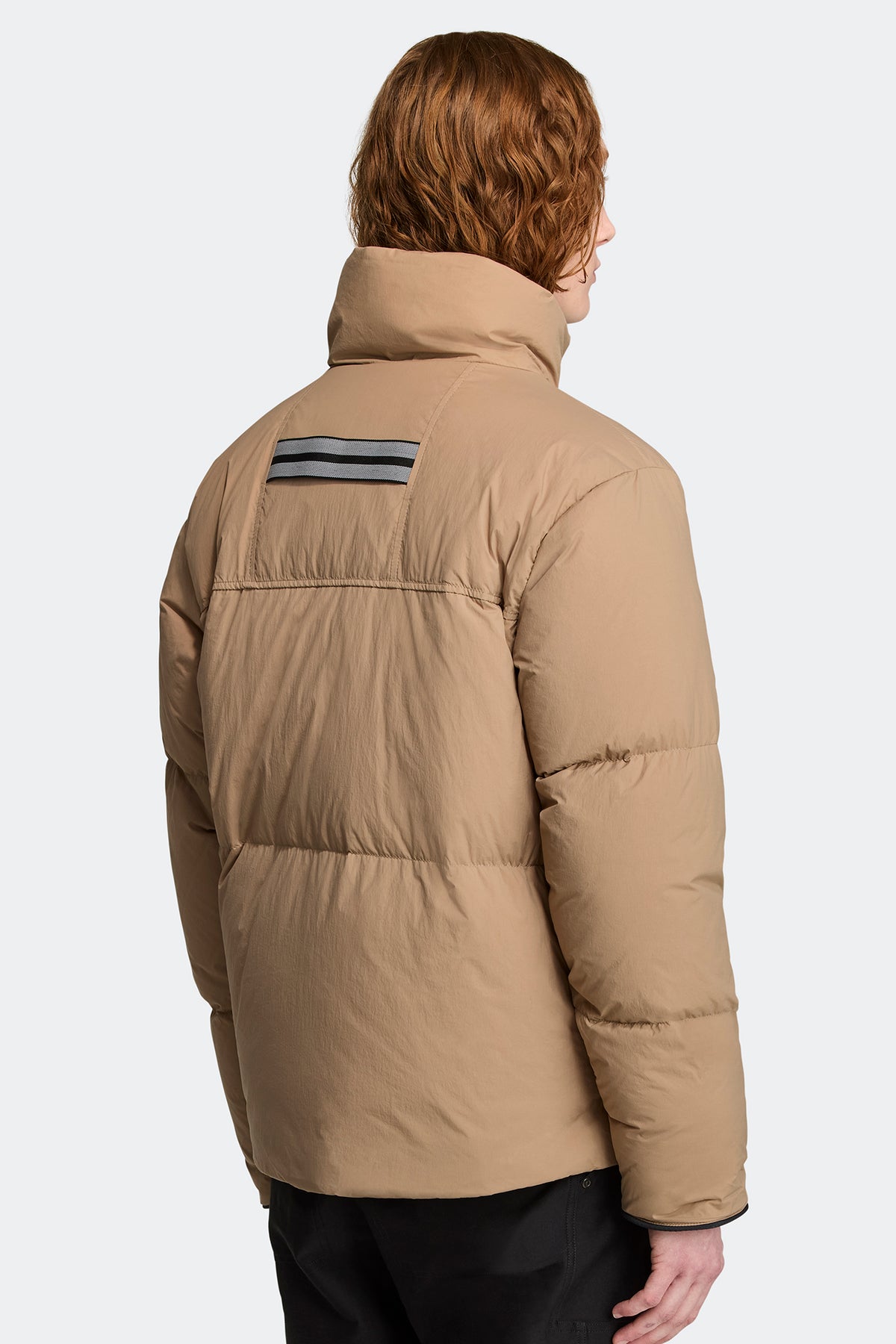 Lawrence Puffer Jacket Black Disc - Desert Sand 1483 - on_back_01