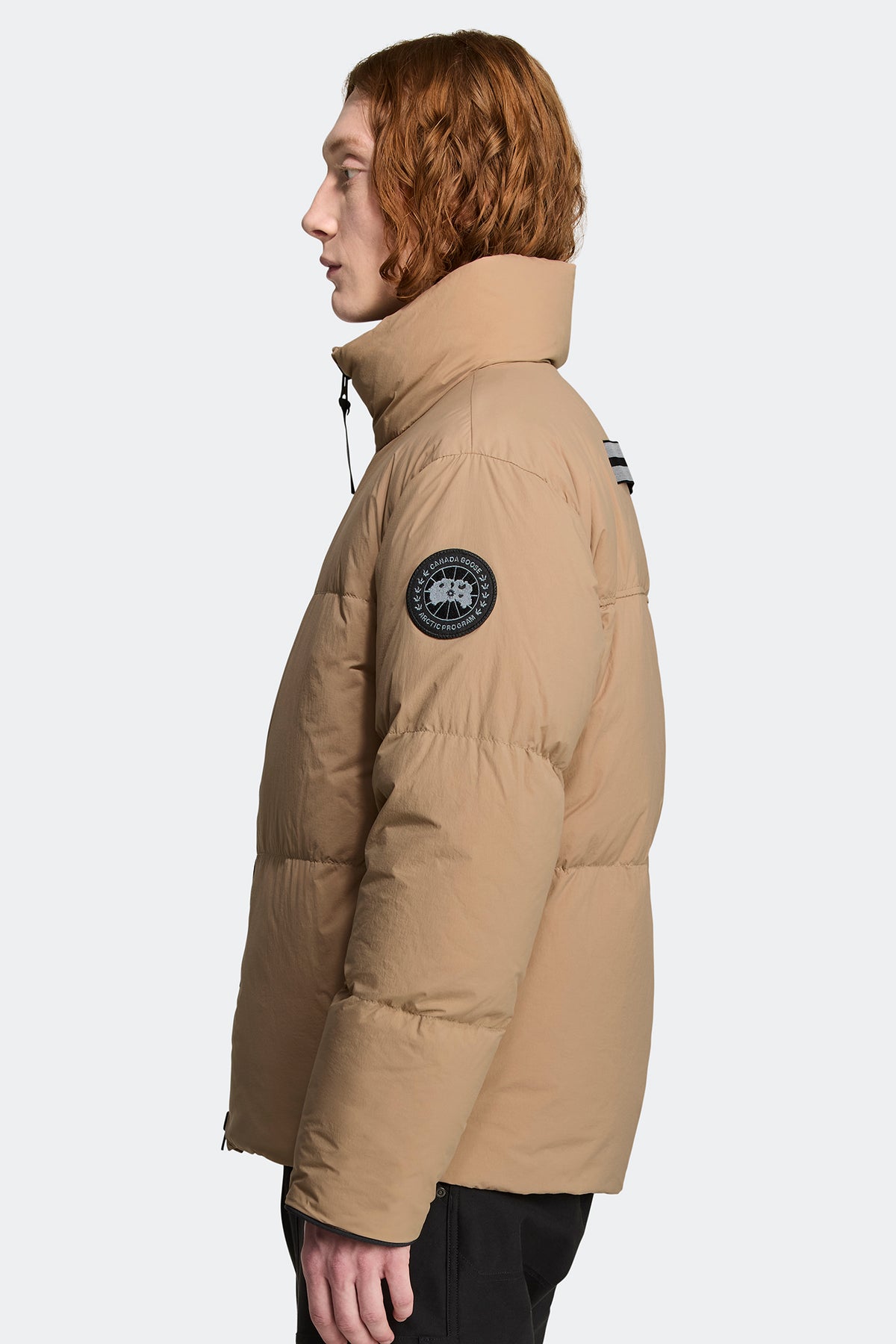 Lawrence Puffer Jacket Black Disc - Desert Sand 1483 - on_side_01