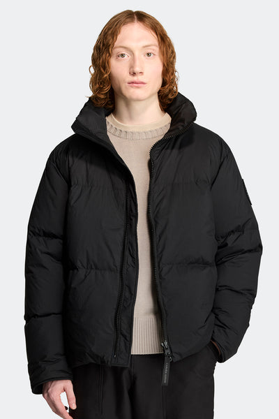 Lawrence Steppjacke mit schwarzem Logo