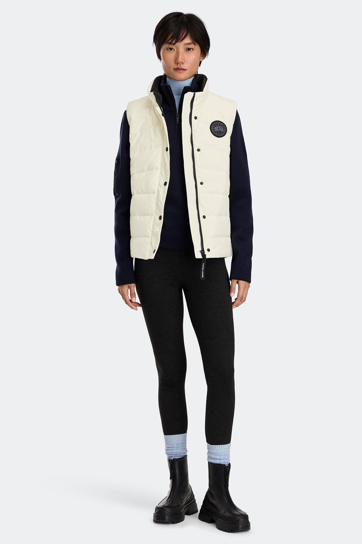 Freestyle Vest Black Disc - Nrth Star Wh 9433 - on_full_body_01